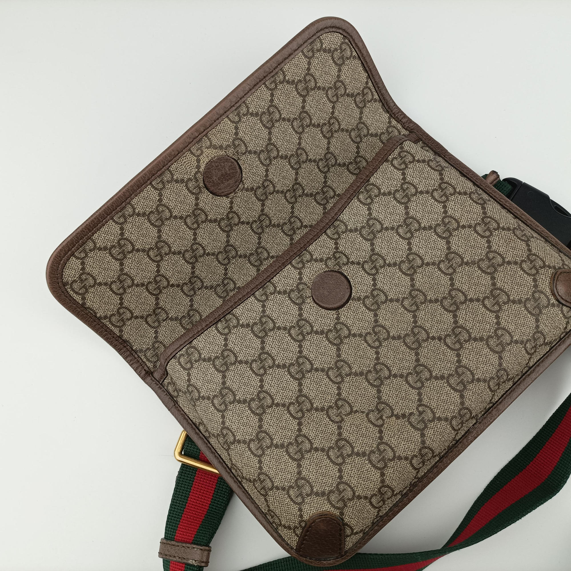 Vintage Gucci NEO VINTAGE GG Supreme Beige×red×green PVC coated canvas 493930 shoulderbag | stylenewstar