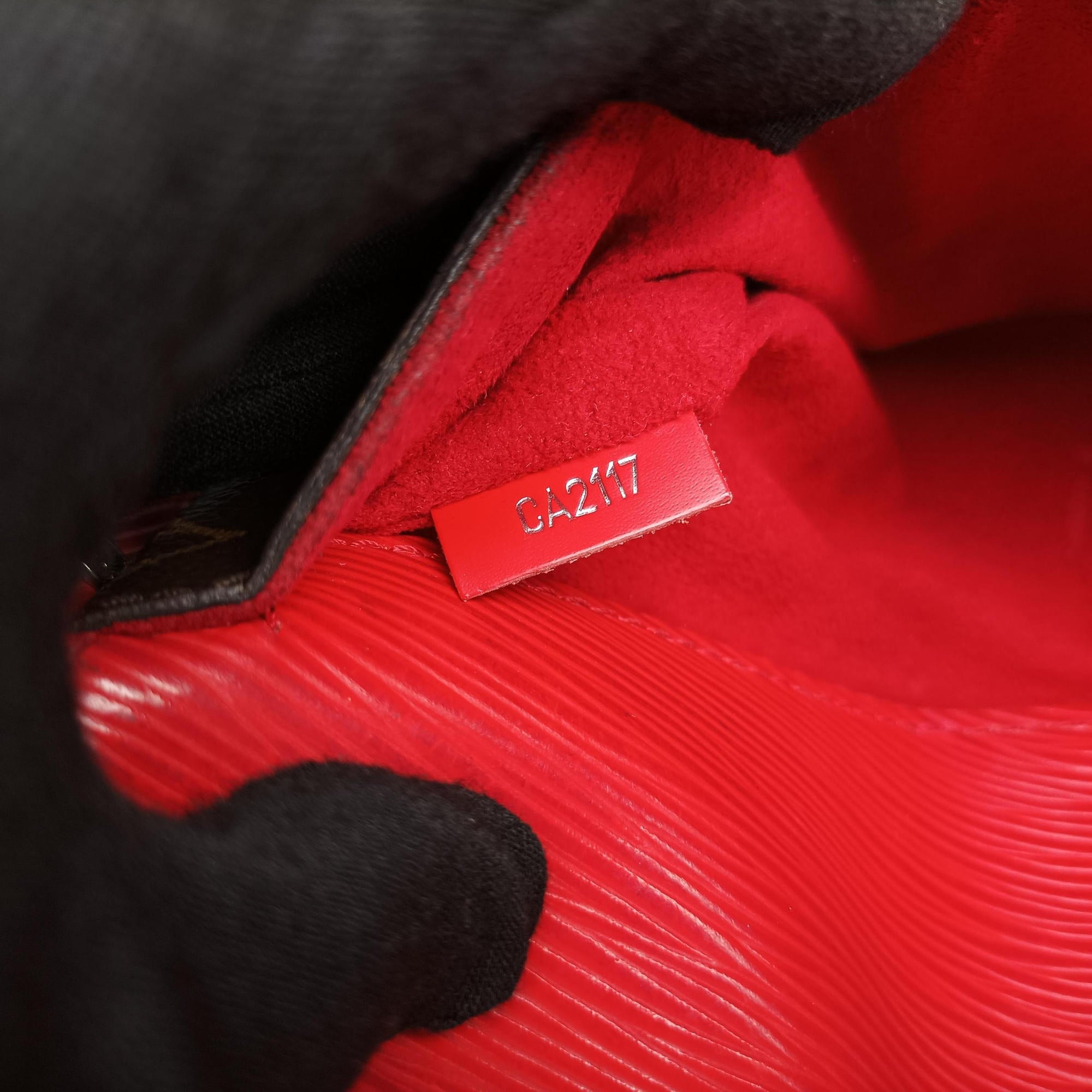 Pre-owned Louis Vuitton SAINT MICHEL brown×COQUELICOT Monogram Canvas×epi M44031 shoulderbag | stylenewstar