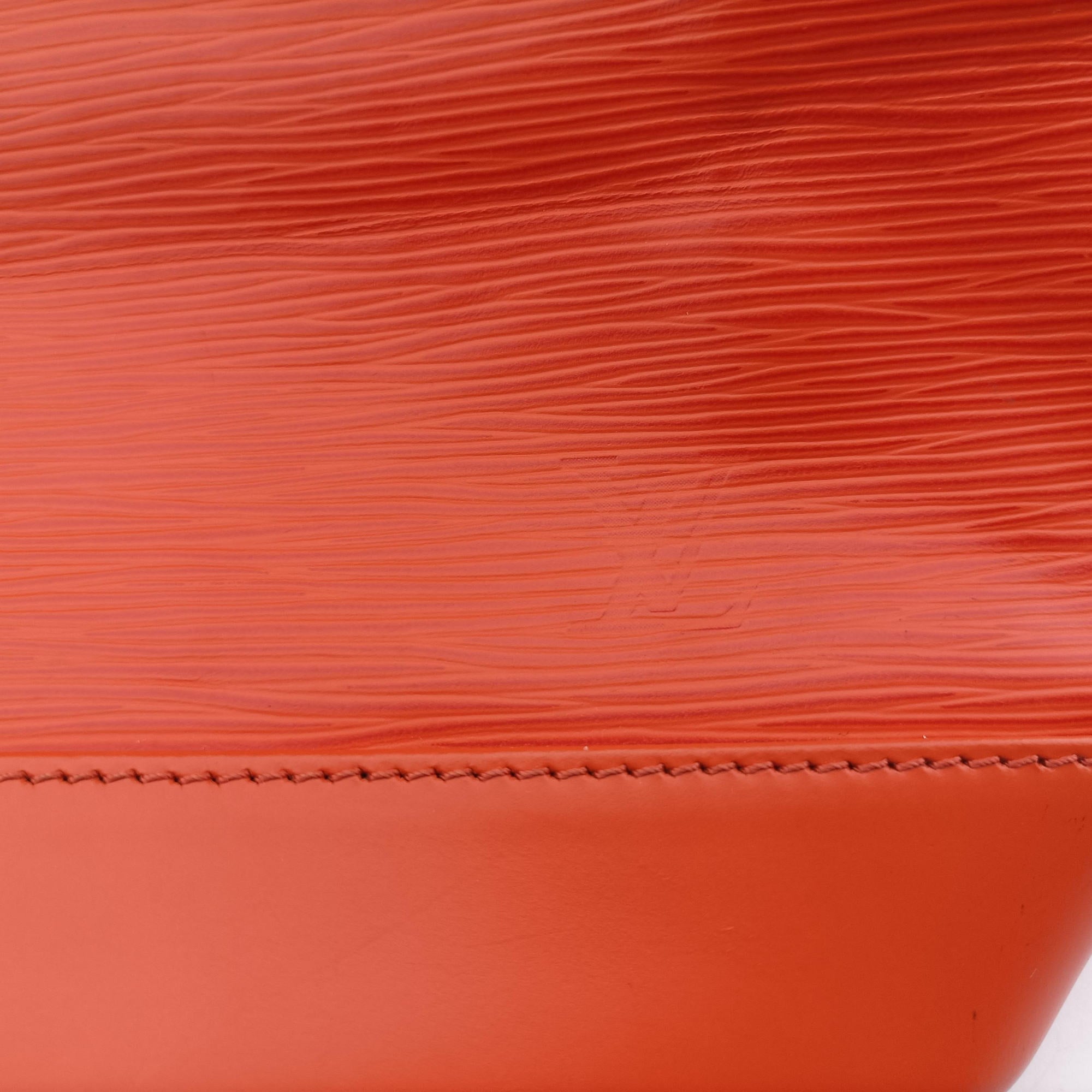 Pre-owned Louis Vuitton Noe PIMENT Epi M40842 shoulderbag | stylenewstar