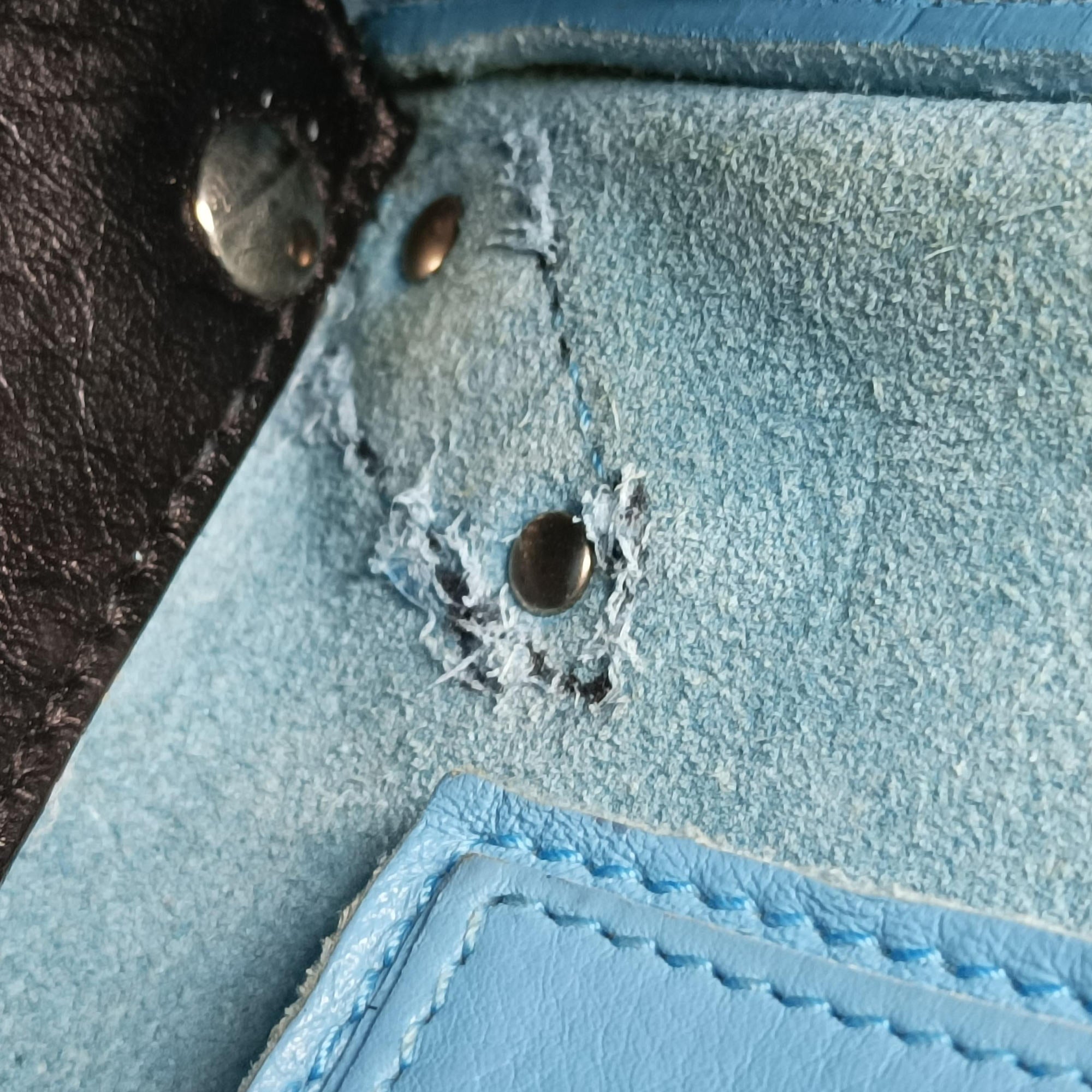 Vintage Balenciaga Paper A6 Zip Around Black×Blue Leather  shoulderbag | stylenewstar