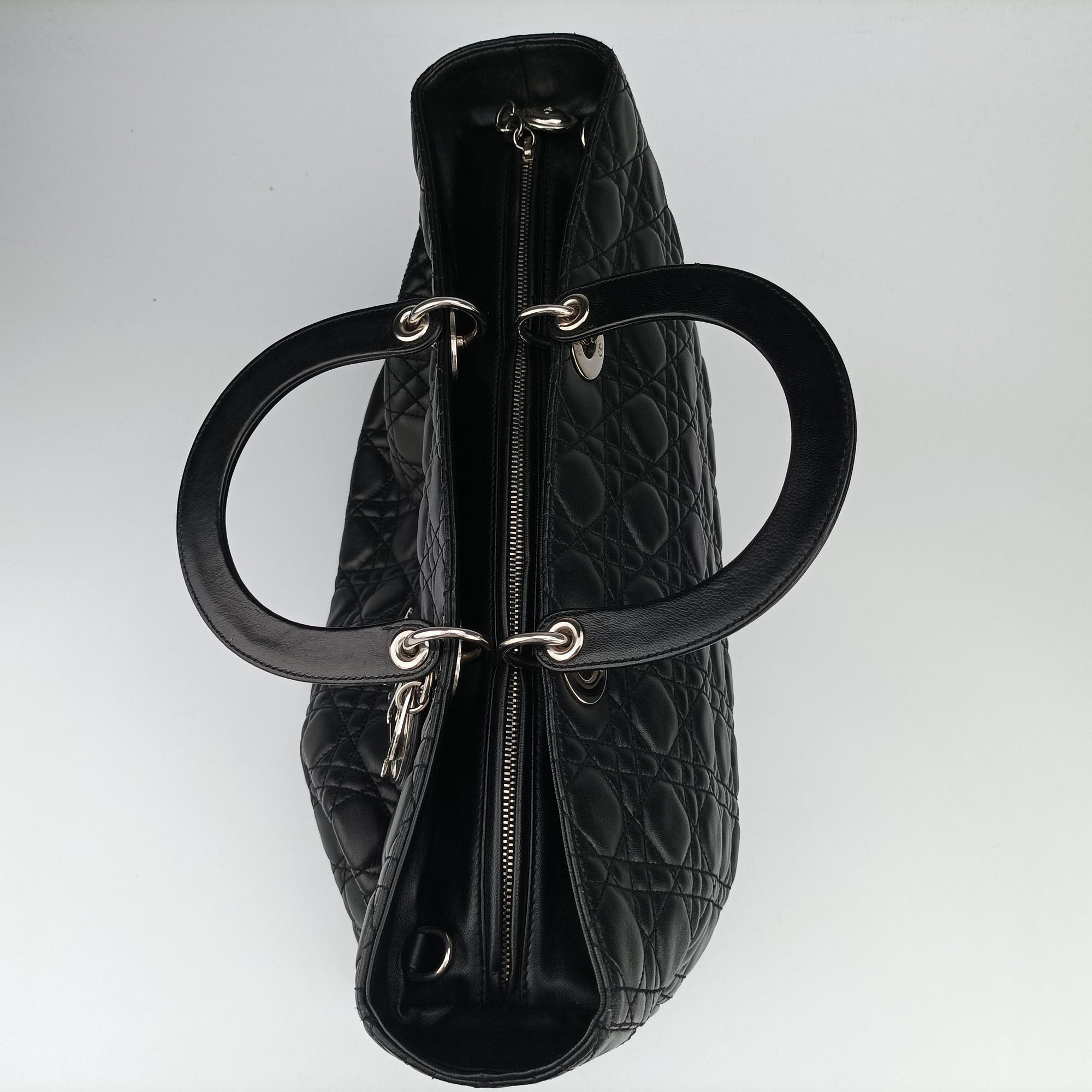 Pre-owned Christian Dior Lady Dior Black lambskin  shoulderbag | stylenewstar