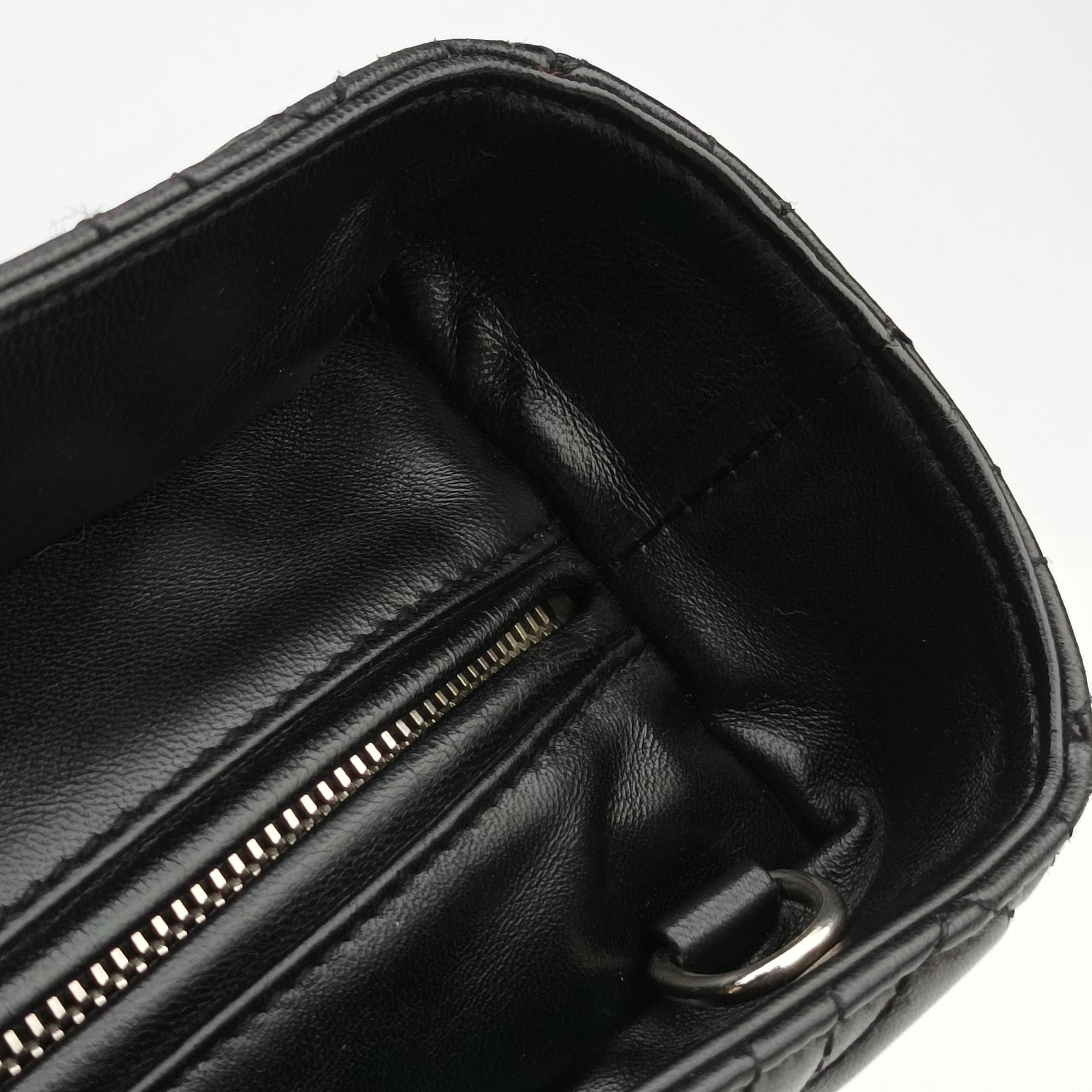 Pre-owned Christian Dior Lady Dior Black lambskin  shoulderbag | stylenewstar