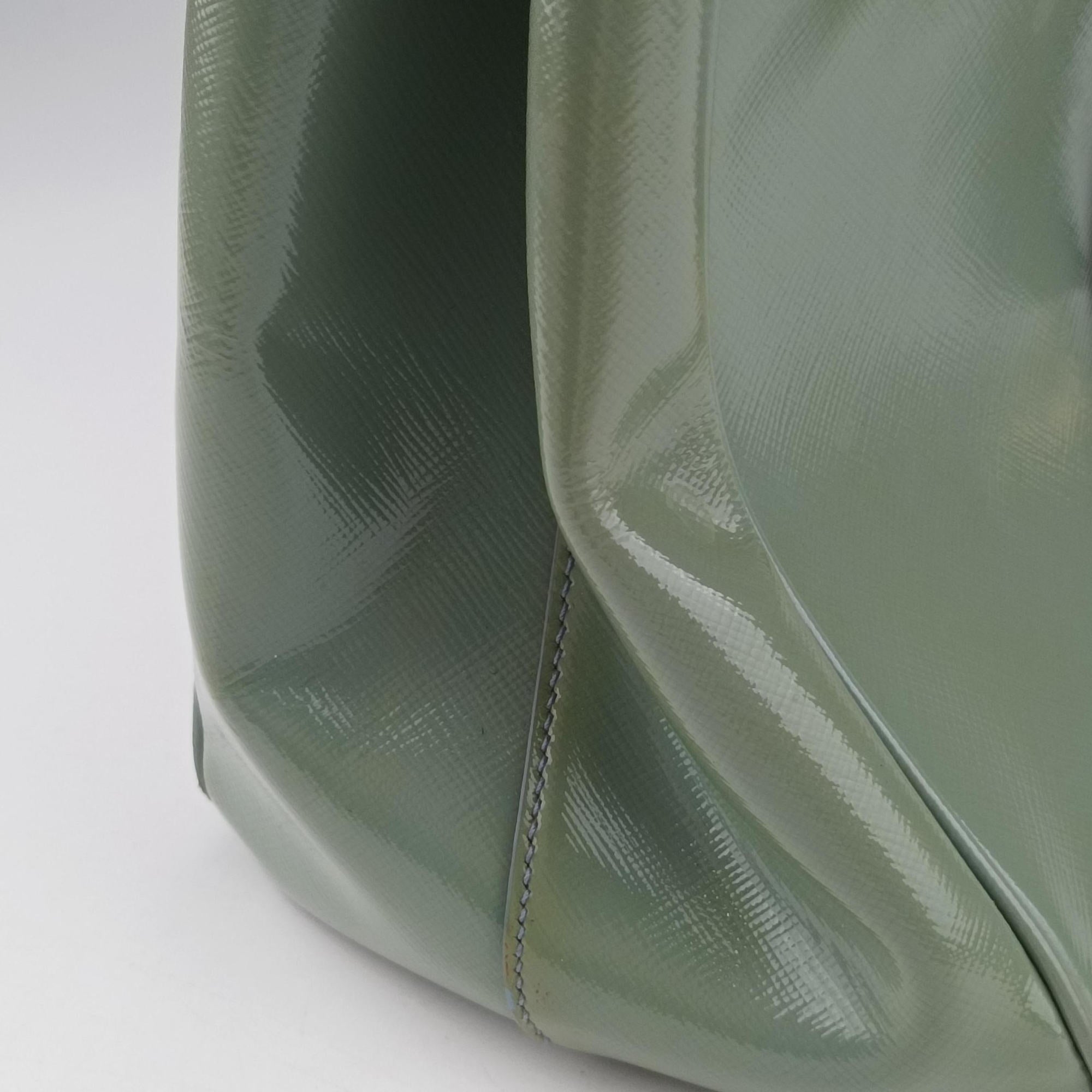 Pre-owned Prada Galleria green Patent BN2274 shoulderbag | stylenewstar