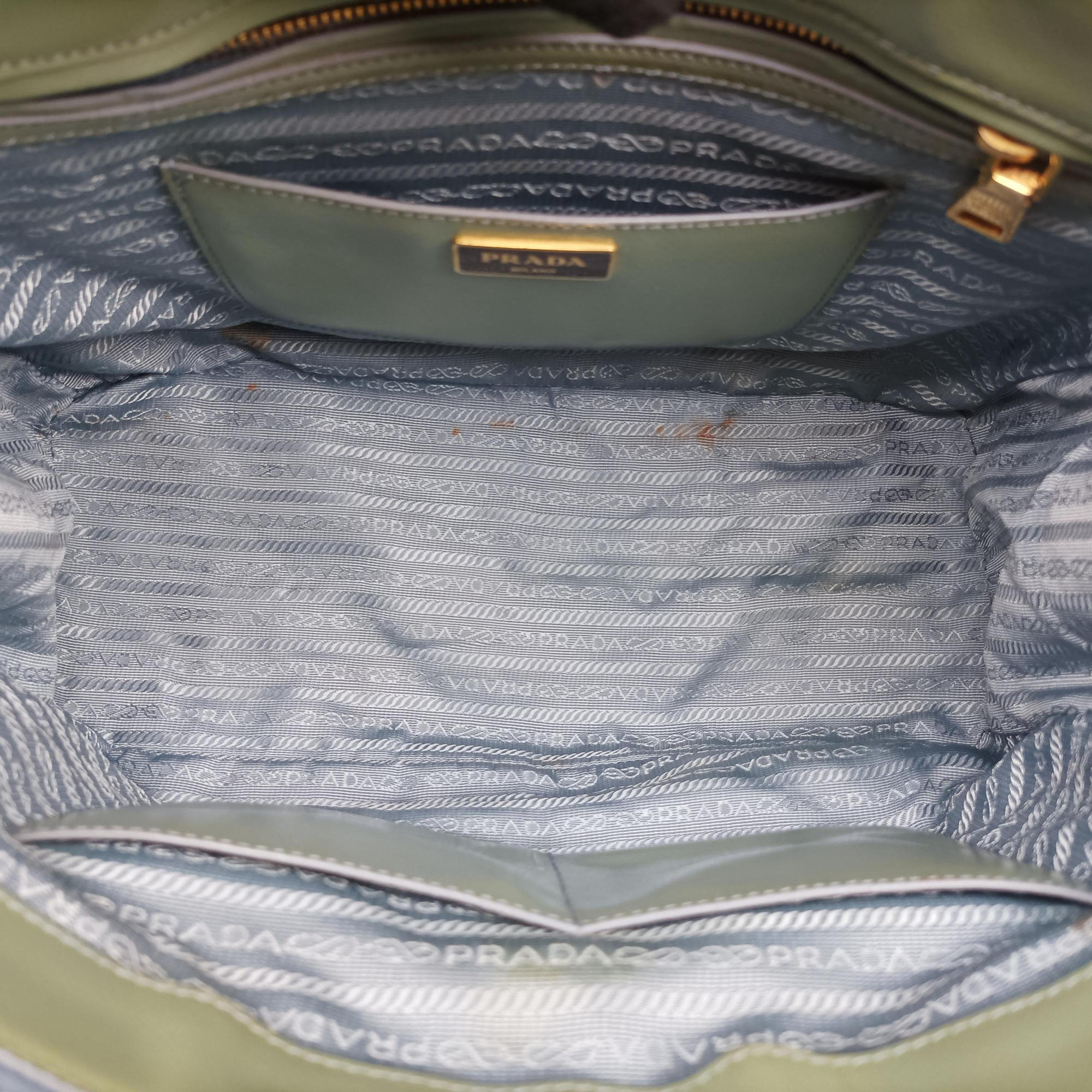 Pre-owned Prada Galleria green Patent BN2274 shoulderbag | stylenewstar