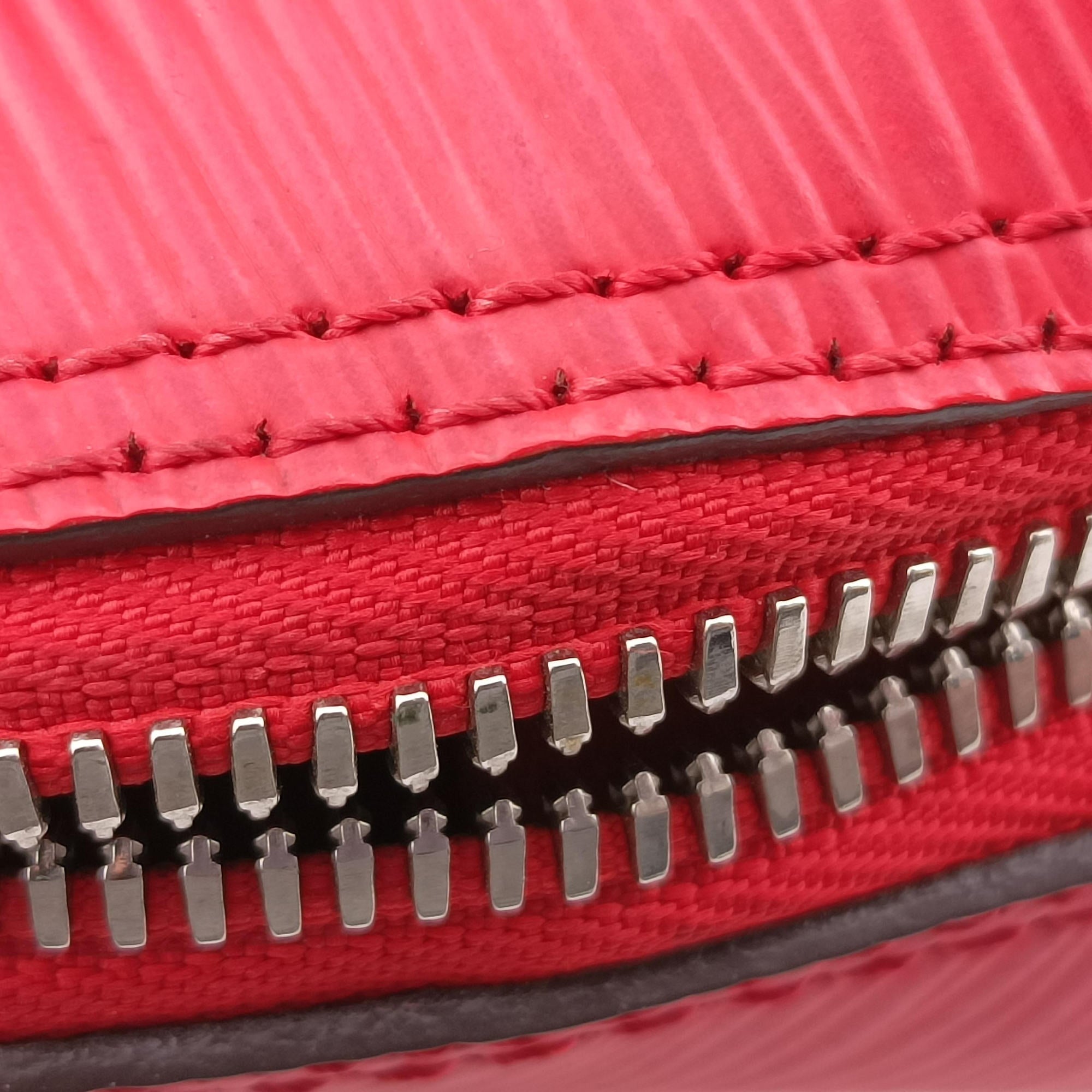 Vintage Louis Vuitton Alma BB COQUELICOT Epi M41160 shoulderbag | stylenewstar