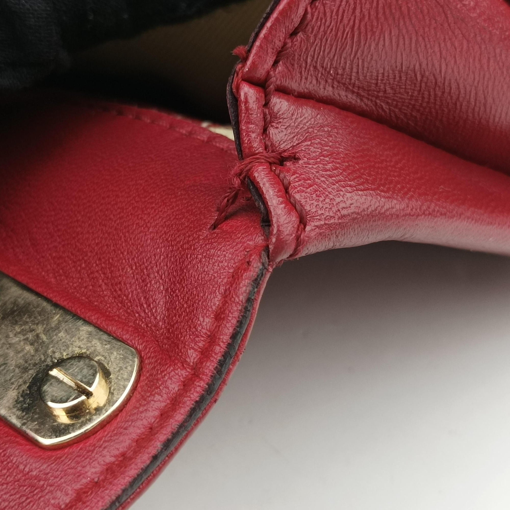 Pre-owned Valentino Rockstud VA VA VOOM Red Leather  shoulderbag | stylenewstar