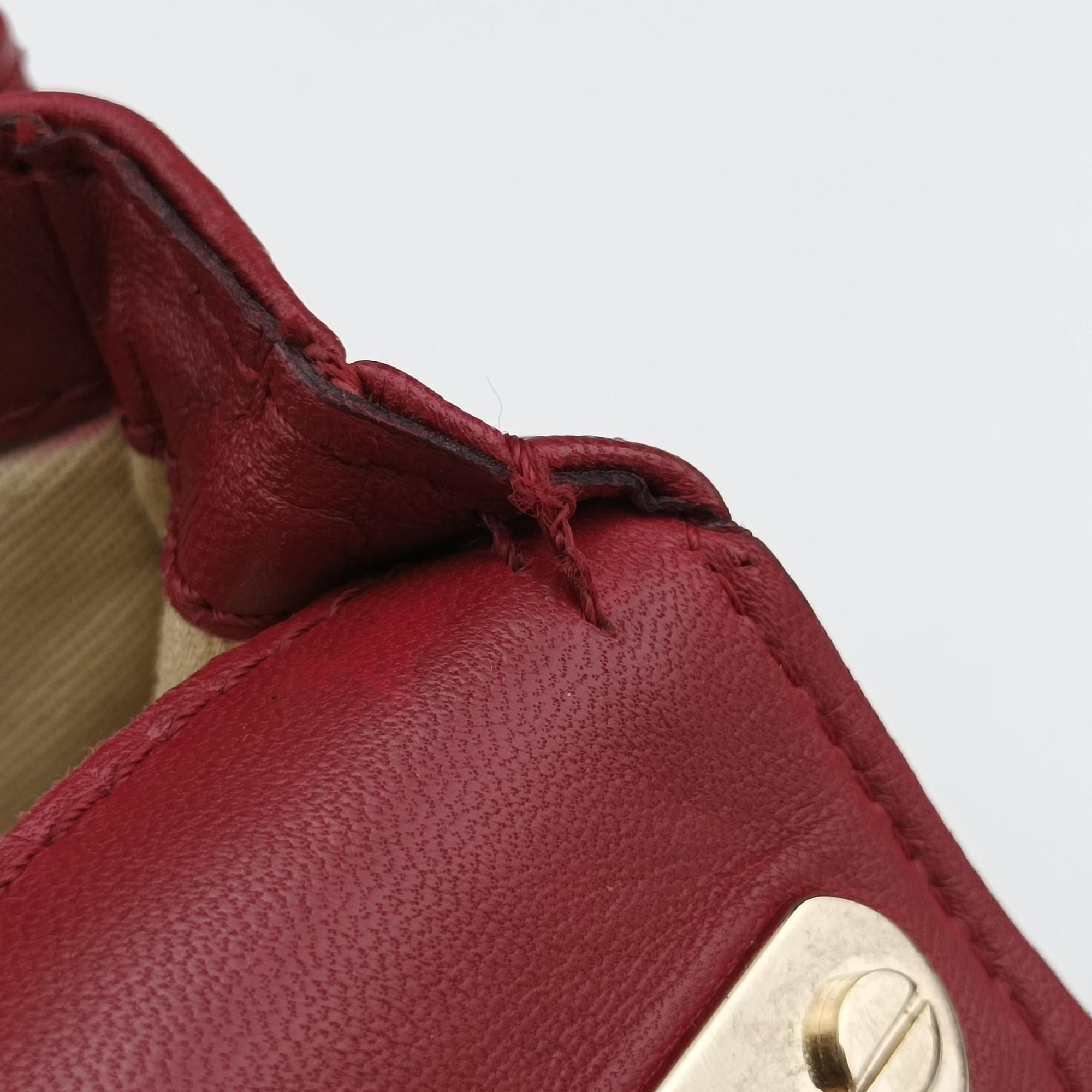 Pre-owned Valentino Rockstud VA VA VOOM Red Leather  shoulderbag | stylenewstar