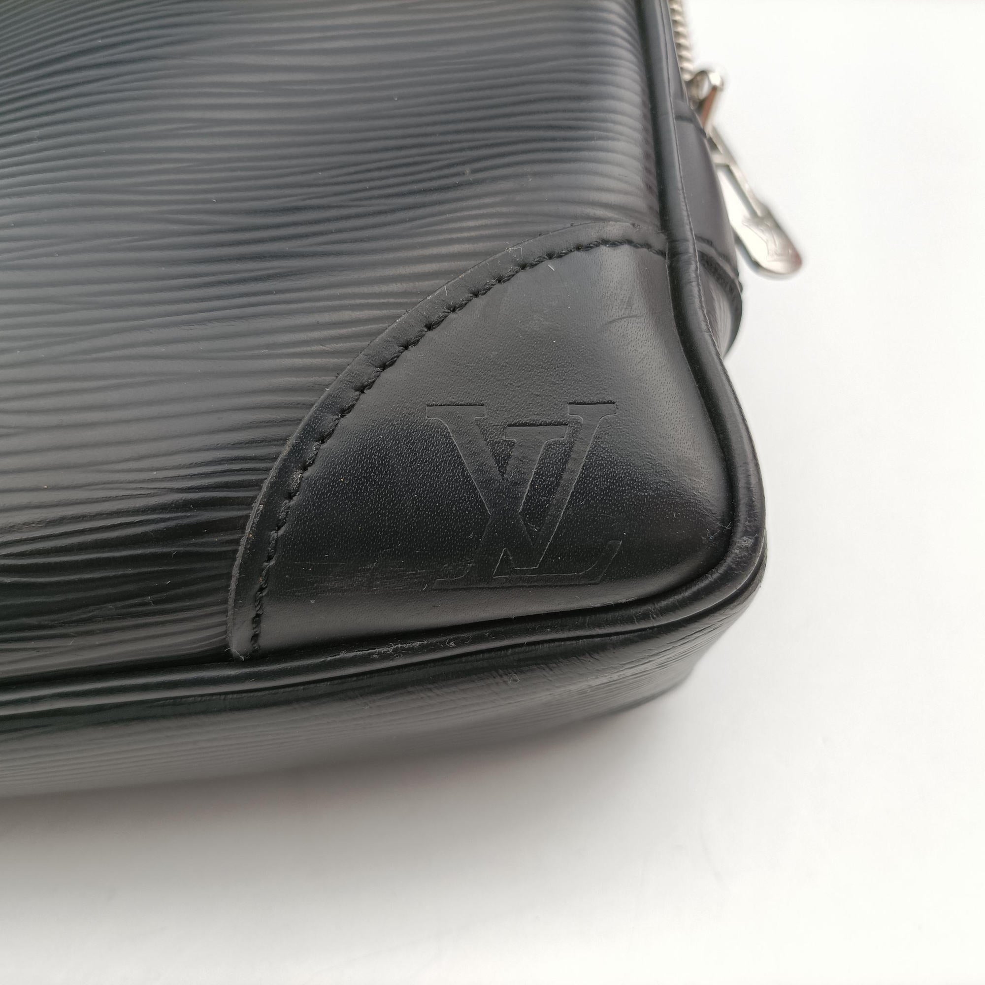 Pre-owned Louis Vuitton Porto Document Voyage Black Epi M59162 handbag | stylenewstar