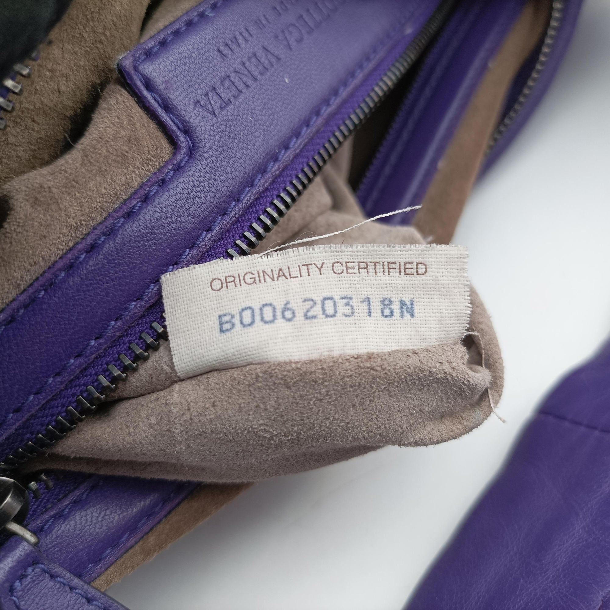 Pre-owned Bottega Veneta Intrecciato Purple lambskin  handbag | stylenewstar