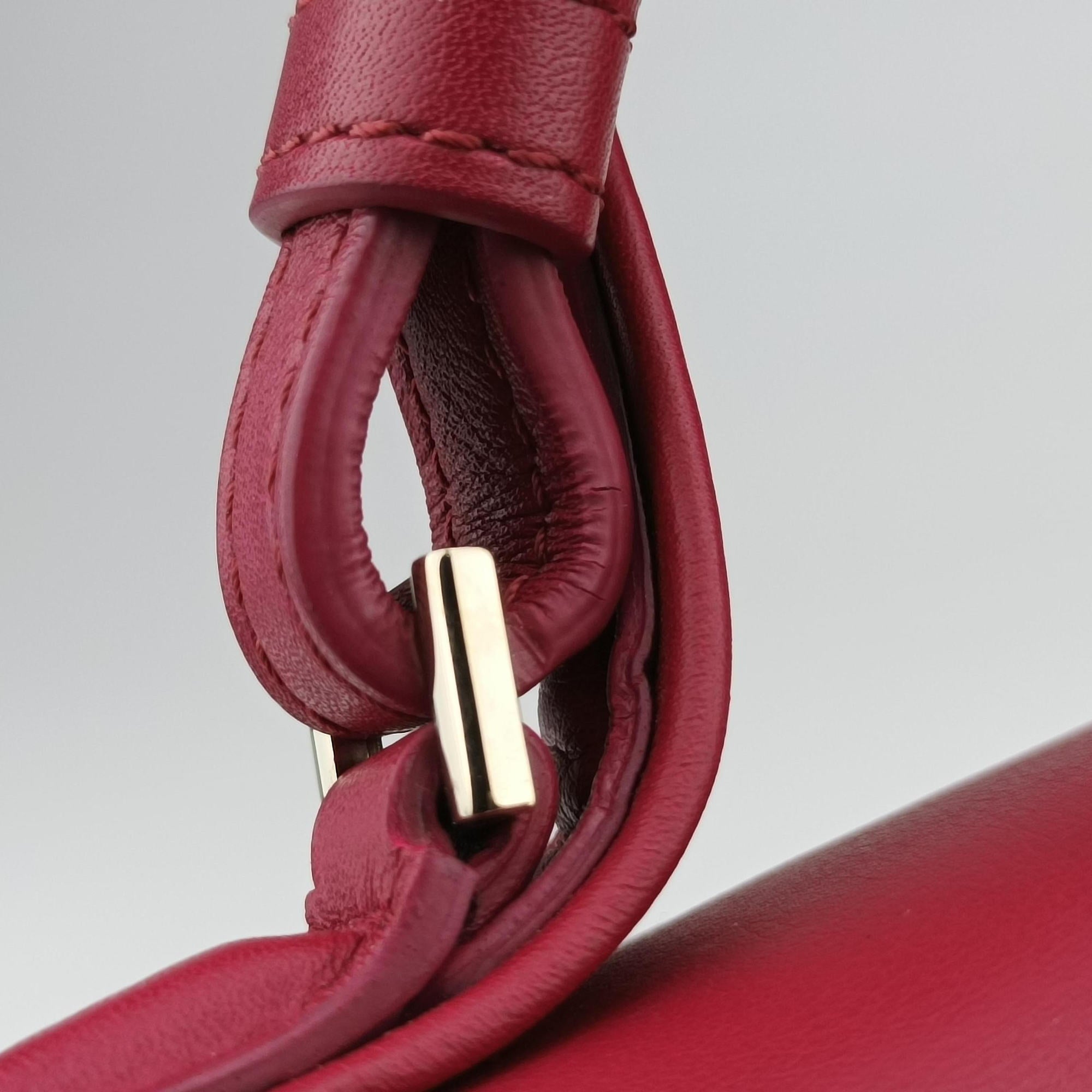Secondhand Delvaux Tan pete Rose Leather  shoulderbag | stylenewstar