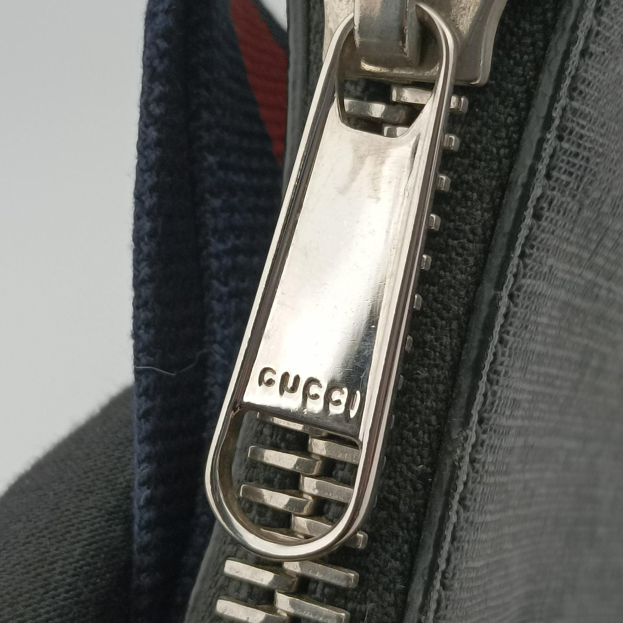 Pre-owned Gucci GG Supreme Courrier Messenger Black×Multicolour PVC coated canvas×Leather 474137 shoulderbag | stylenewstar
