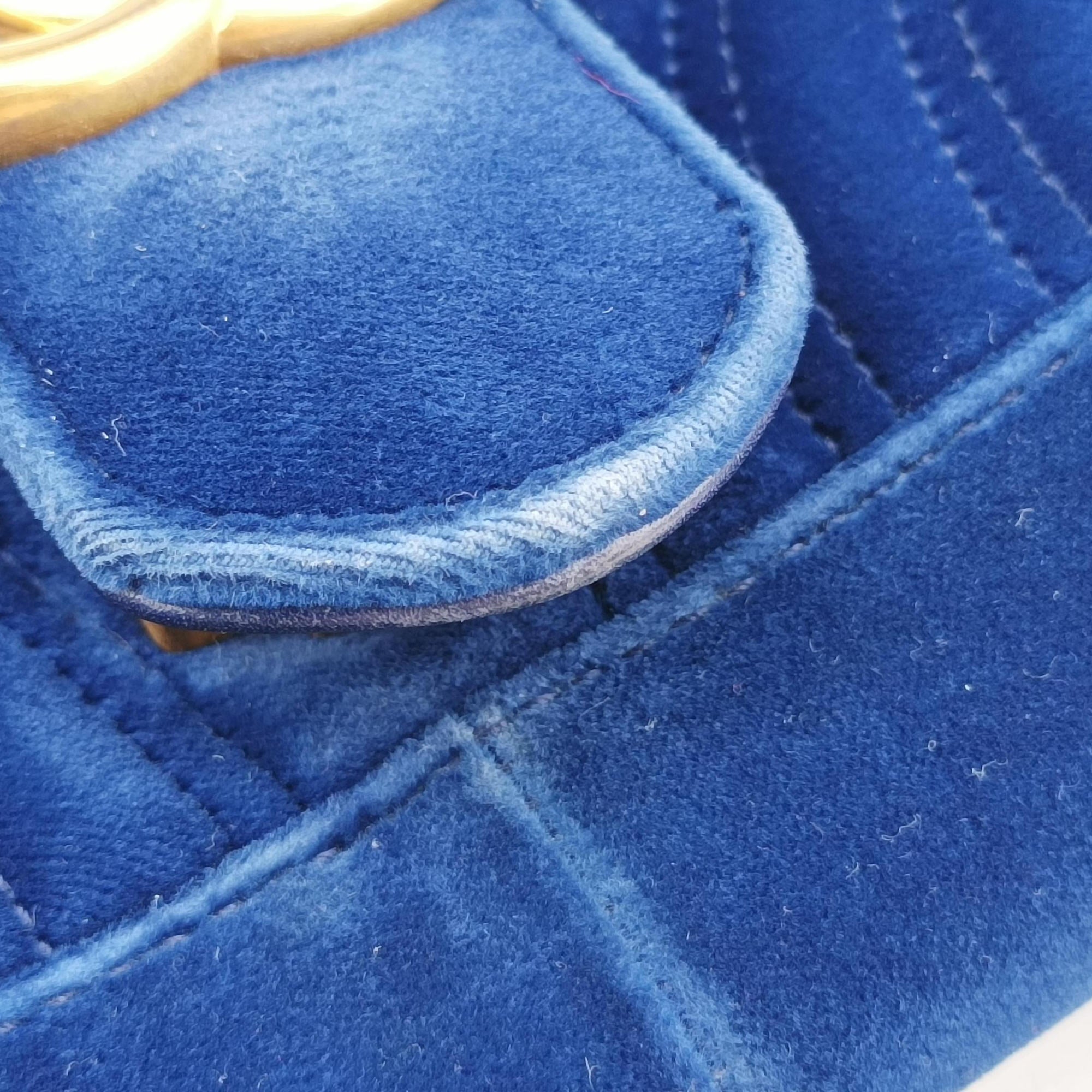 Pre-owned Gucci GG Marmont Blue velour 446744 shoulderbag | stylenewstar