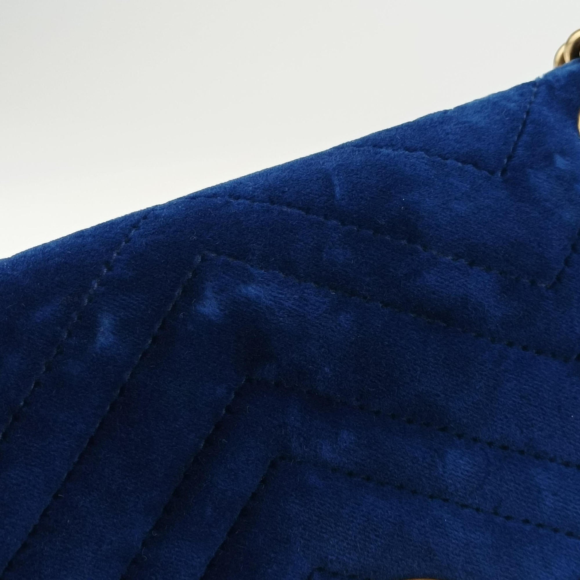Pre-owned Gucci GG Marmont Blue velour 446744 shoulderbag | stylenewstar