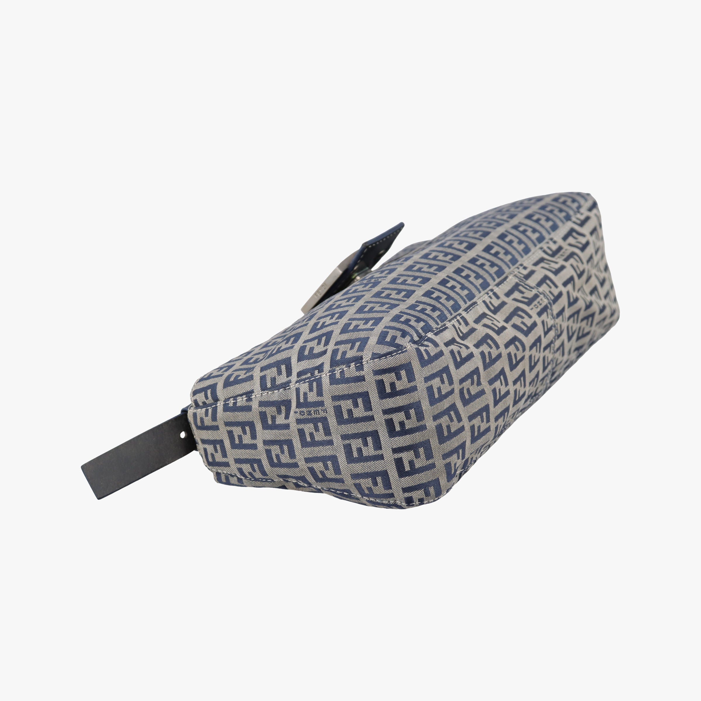 Pre-owned Fendi Zucchino Navy×beige canvas×Leather  shoulderbag | stylenewstar