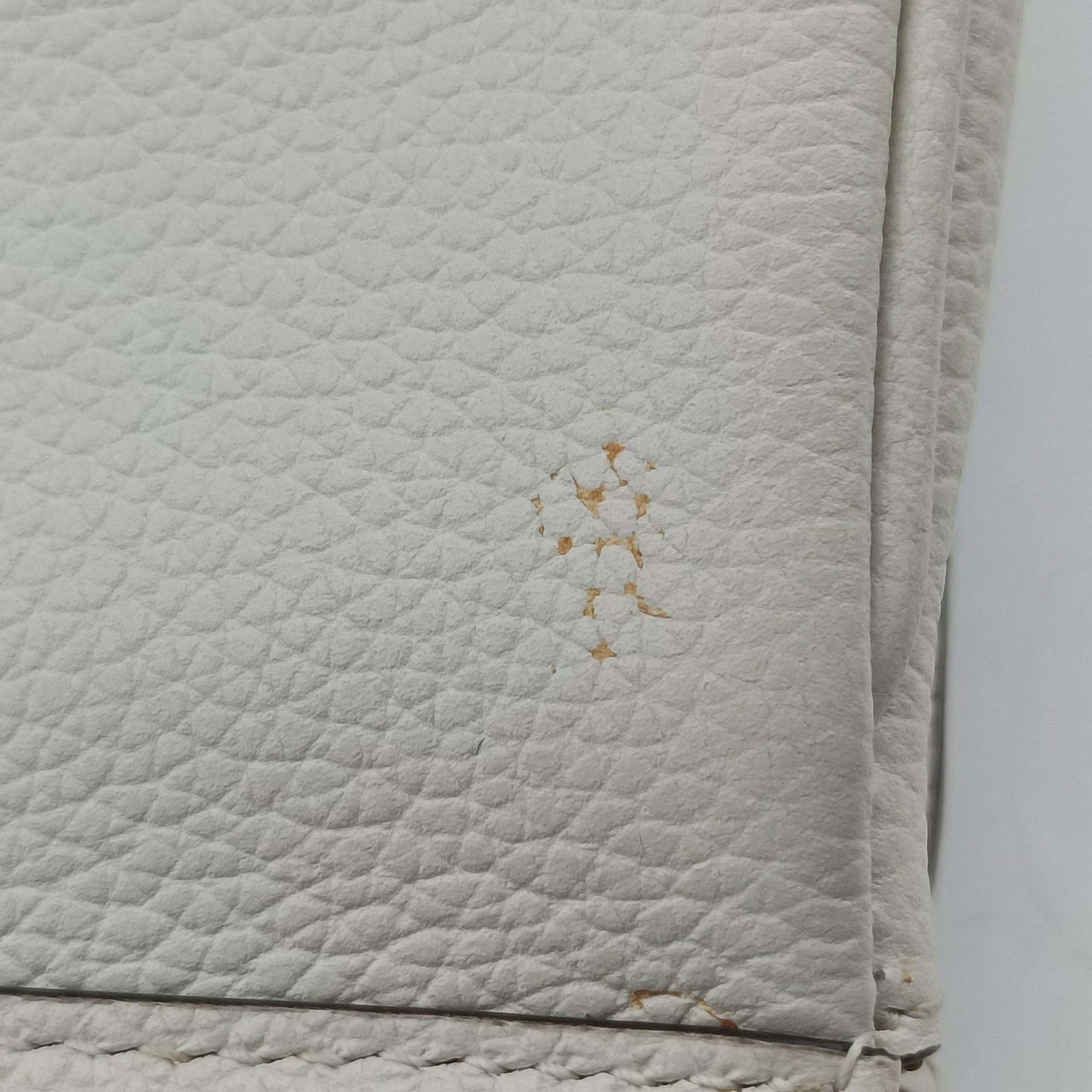 Pre-owned Gucci Zumi White Leather 564714 shoulderbag | stylenewstar