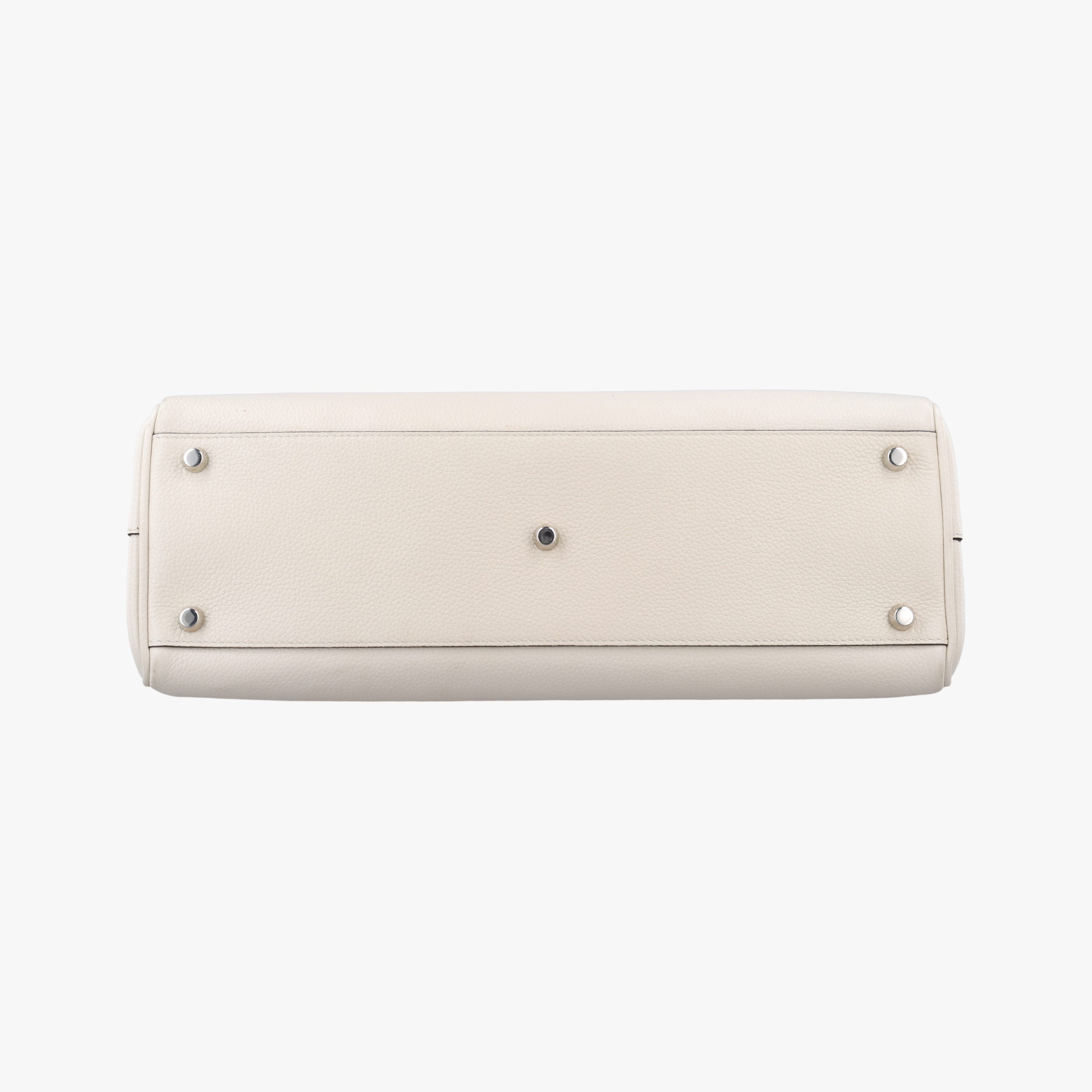 Pre-owned Gucci Zumi White Leather 564714 shoulderbag | stylenewstar