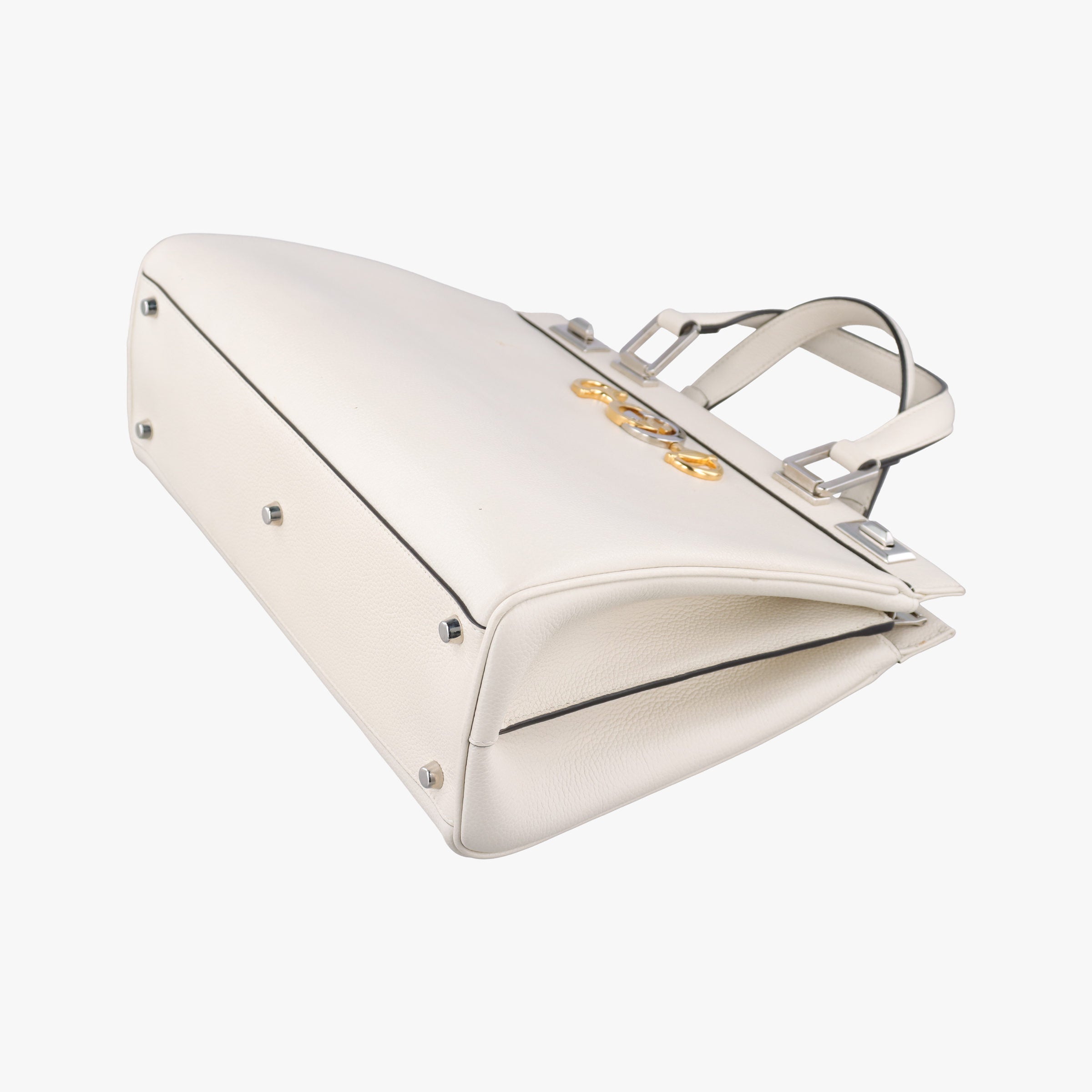 Pre-owned Gucci Zumi White Leather 564714 shoulderbag | stylenewstar