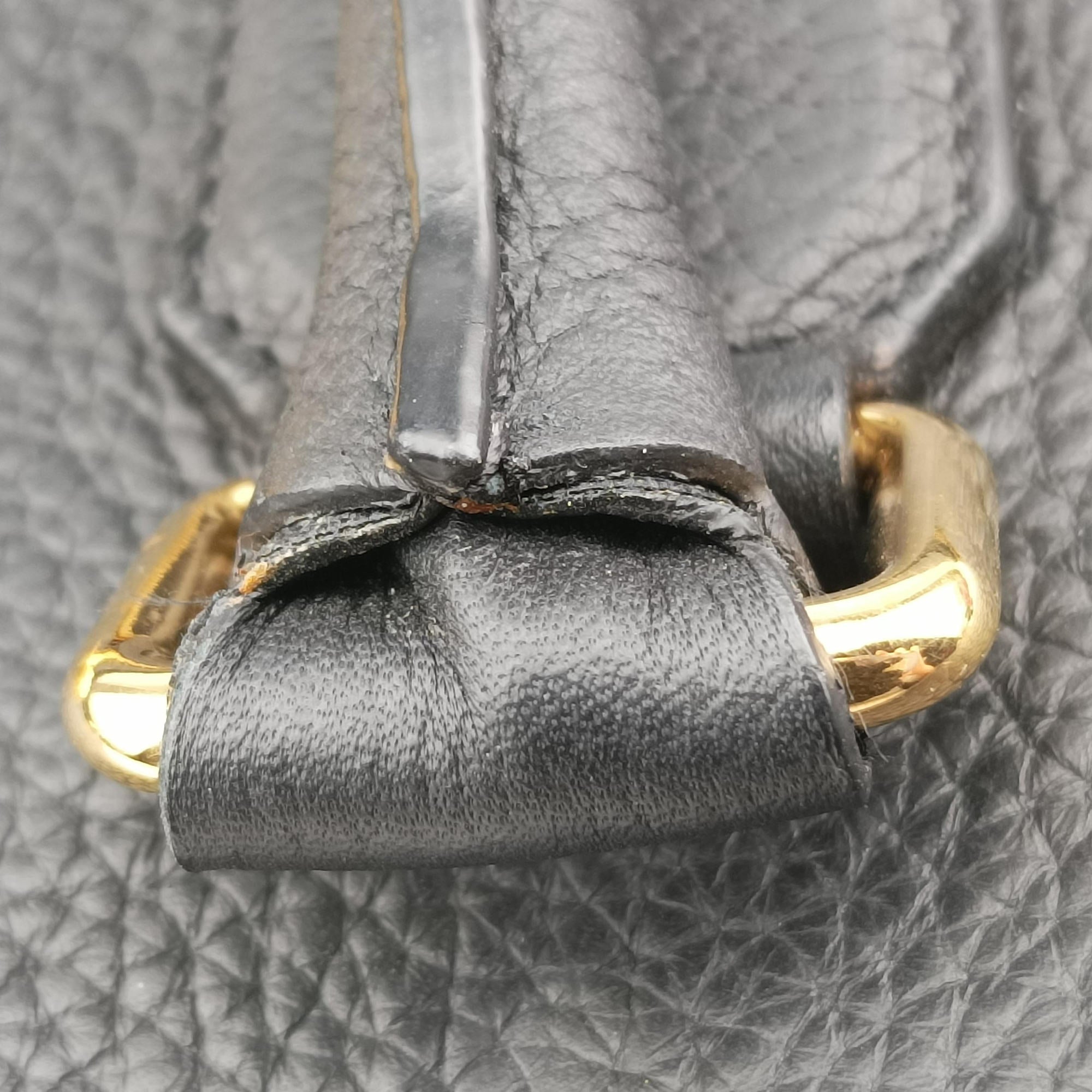 Pre-owned VERSACE Medusa Black Leather  handbag | stylenewstar