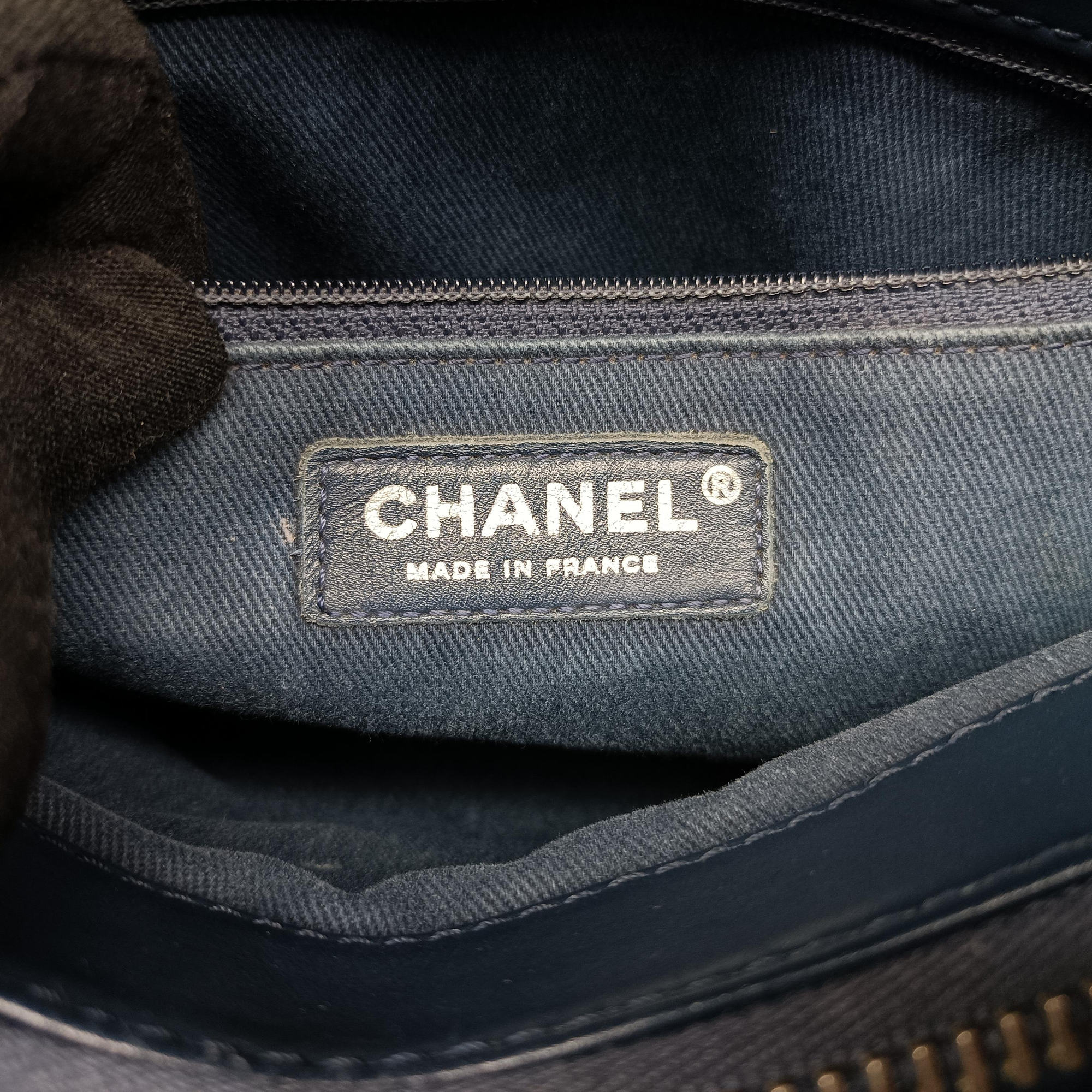 Pre-owned Chanel Matelasse Green Patent Leather A94712 handbag | stylenewstar