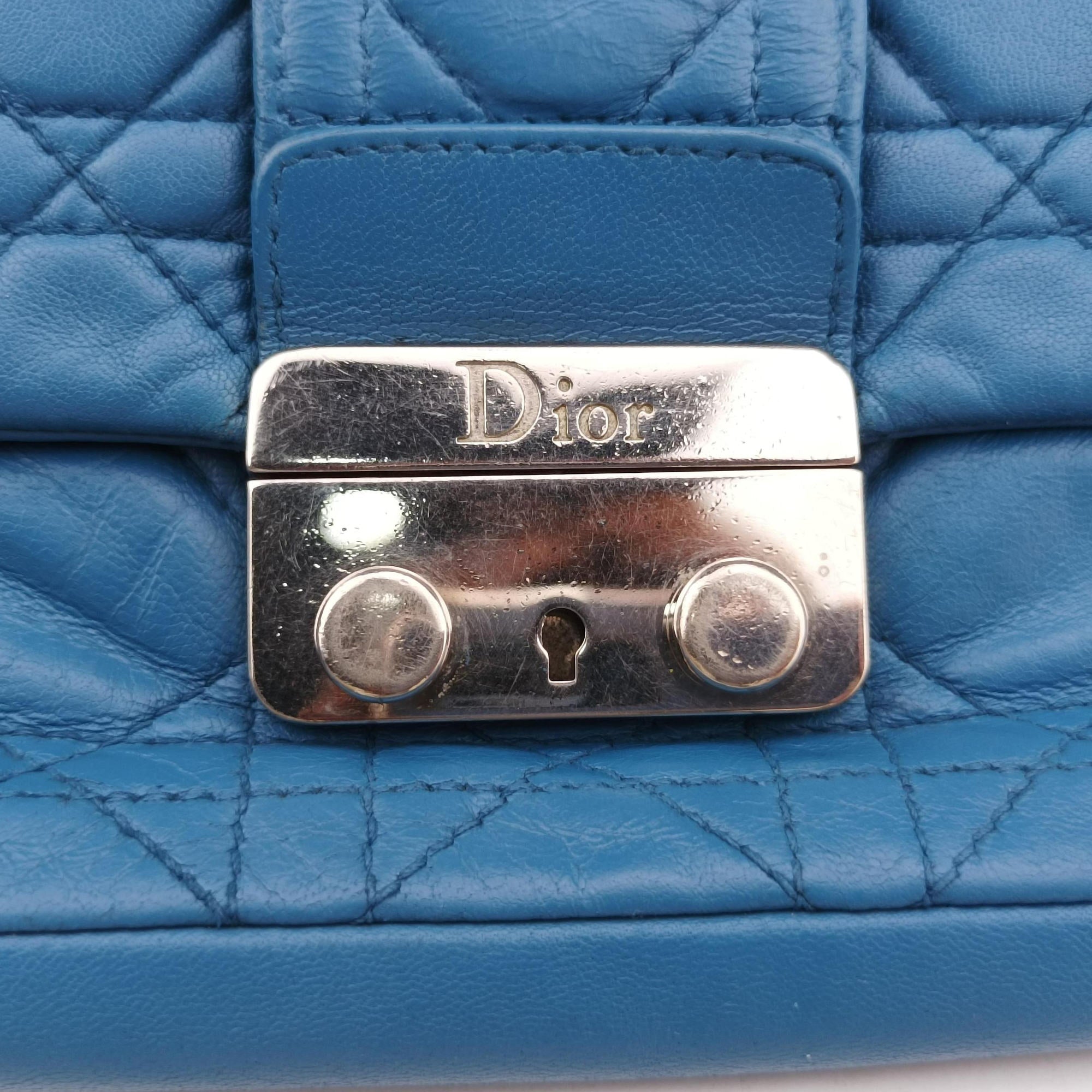 Pre-owned Christian Dior Miss Dior Cannage New Lock Blue lambskin  shoulderbag | stylenewstar