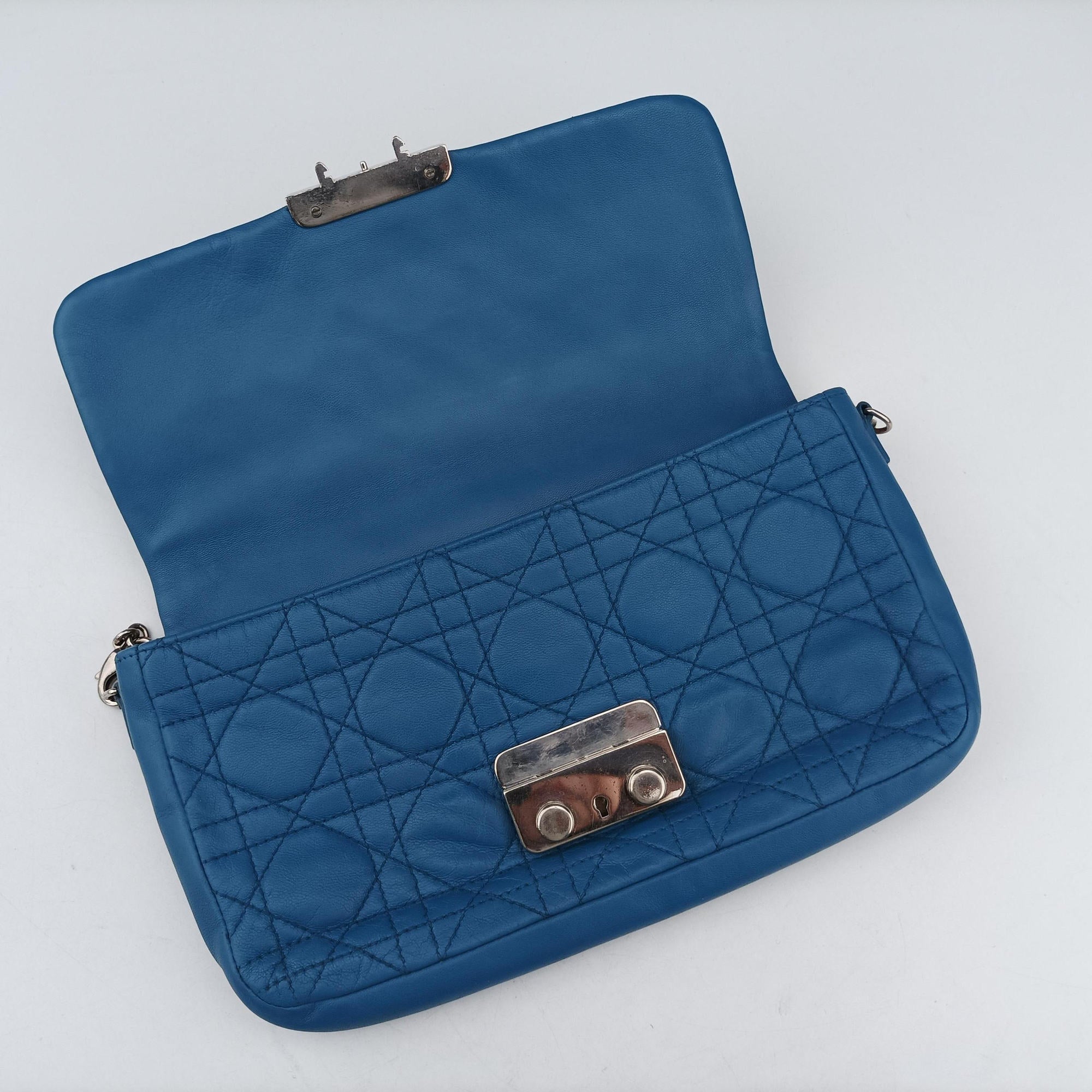 Pre-owned Christian Dior Miss Dior Cannage New Lock Blue lambskin  shoulderbag | stylenewstar