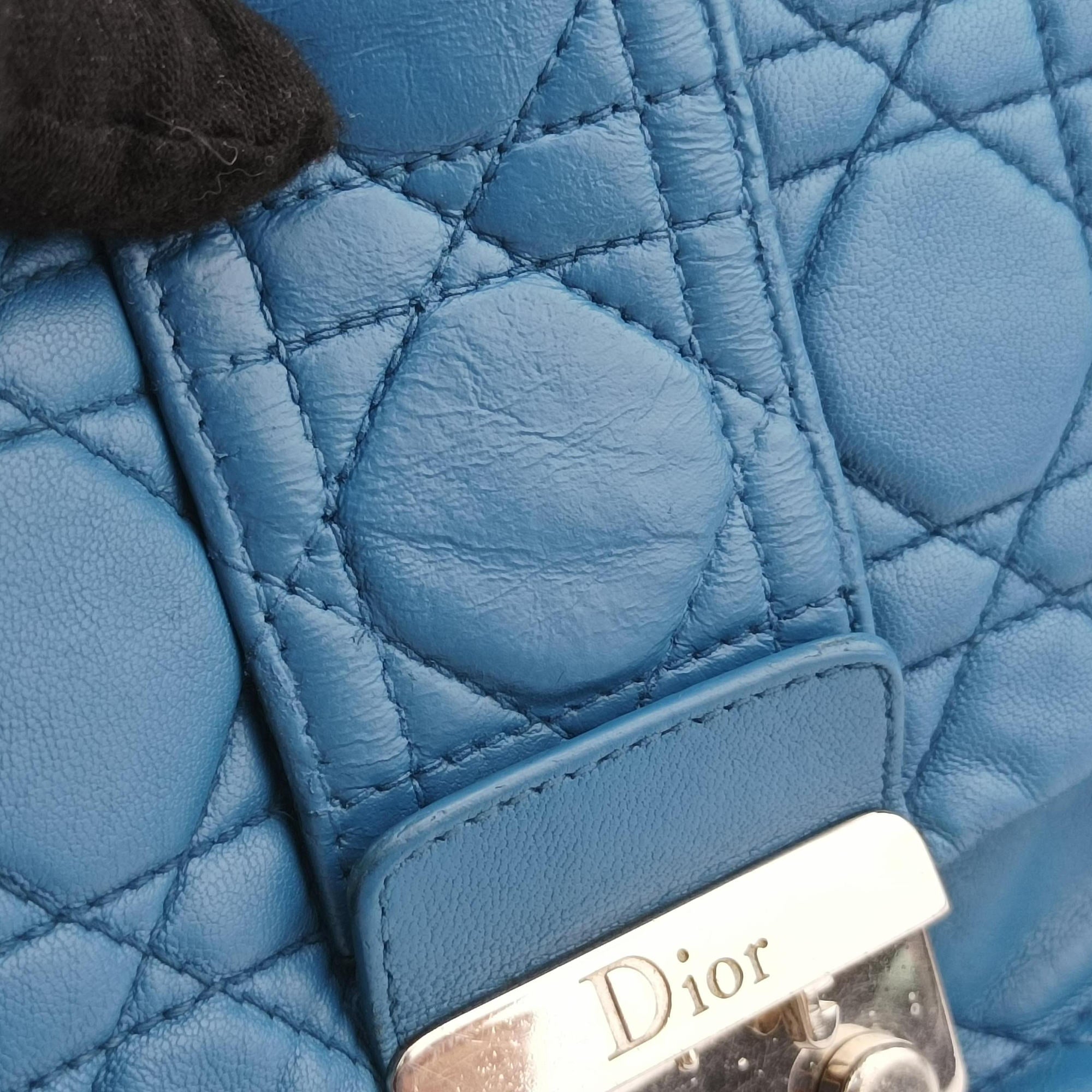 Pre-owned Christian Dior Miss Dior Cannage New Lock Blue lambskin  shoulderbag | stylenewstar