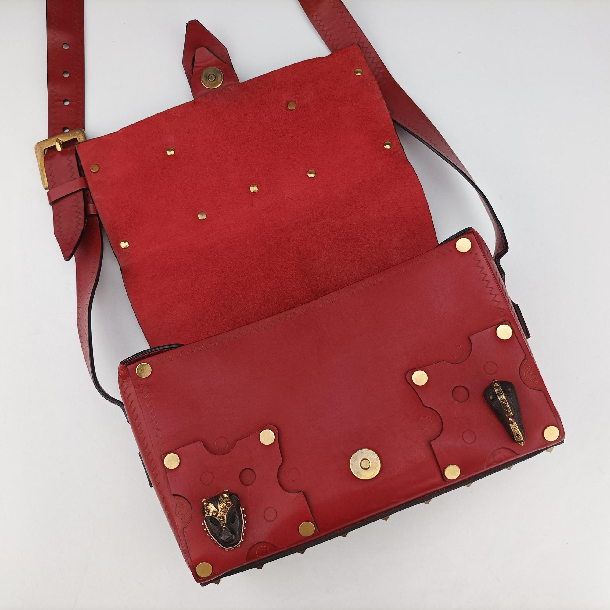 Pre-owned Valentino Tribal Mask Red Leather  shoulderbag | stylenewstar