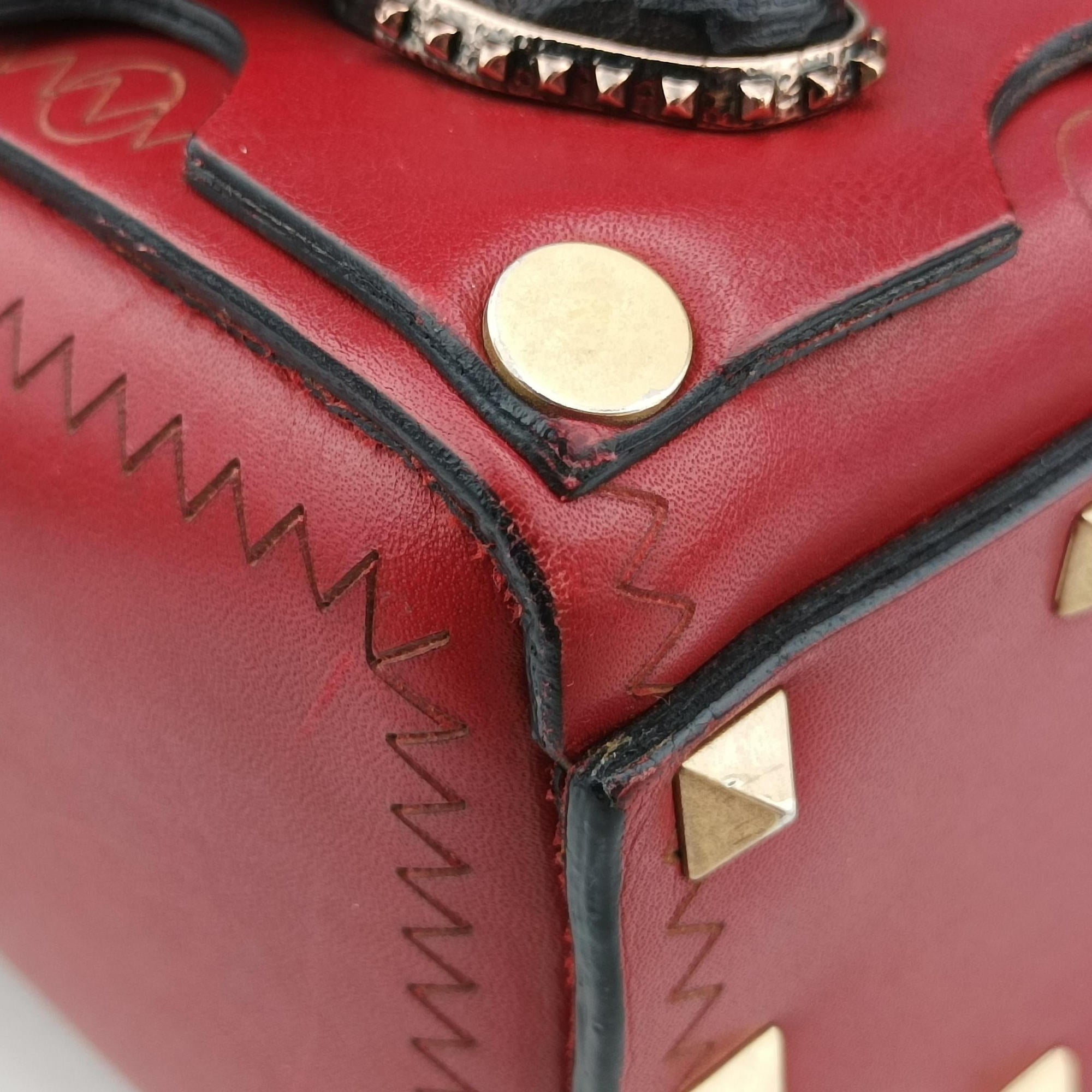 Pre-owned Valentino Tribal Mask Red Leather  shoulderbag | stylenewstar