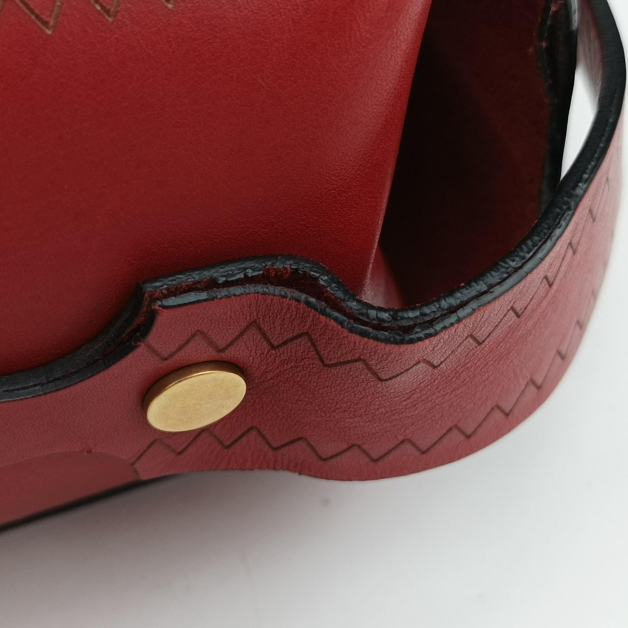 Pre-owned Valentino Tribal Mask Red Leather  shoulderbag | stylenewstar