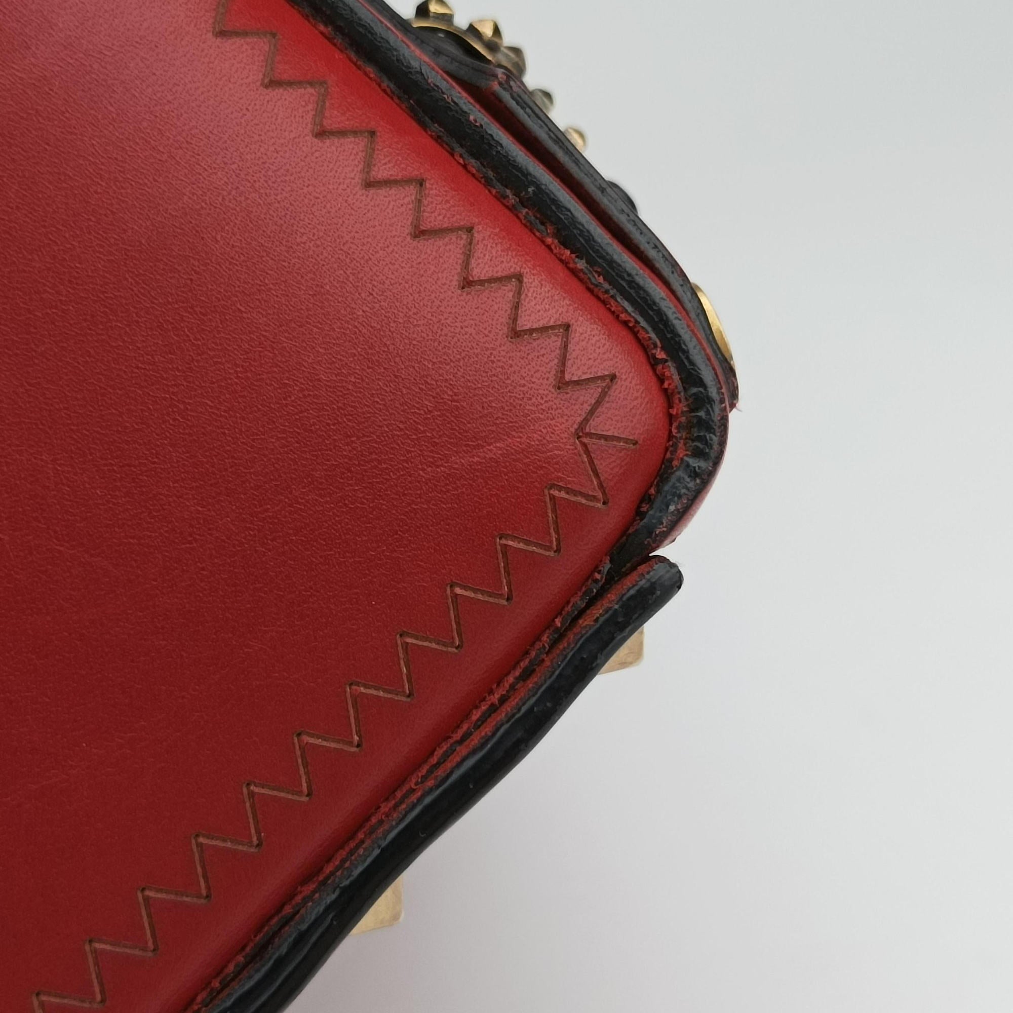 Pre-owned Valentino Tribal Mask Red Leather  shoulderbag | stylenewstar