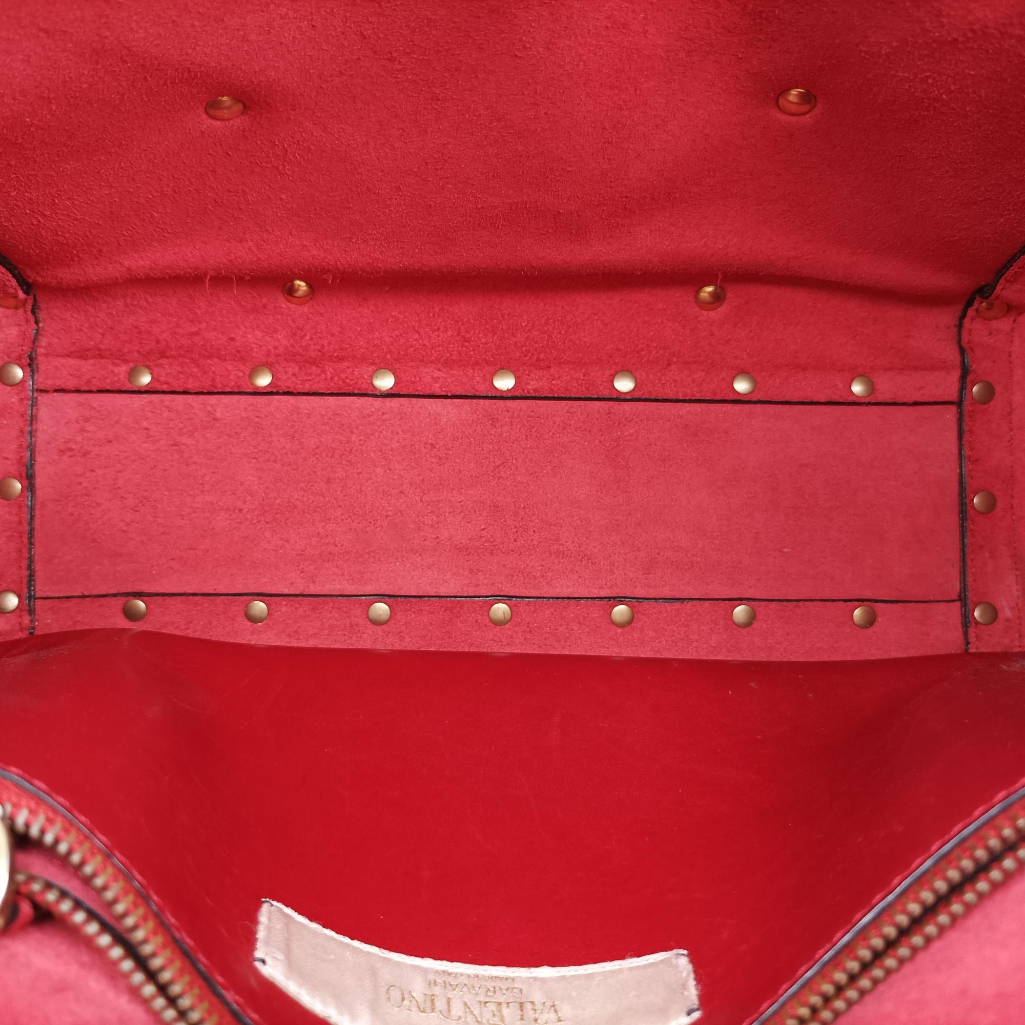 Pre-owned Valentino Tribal Mask Red Leather  shoulderbag | stylenewstar