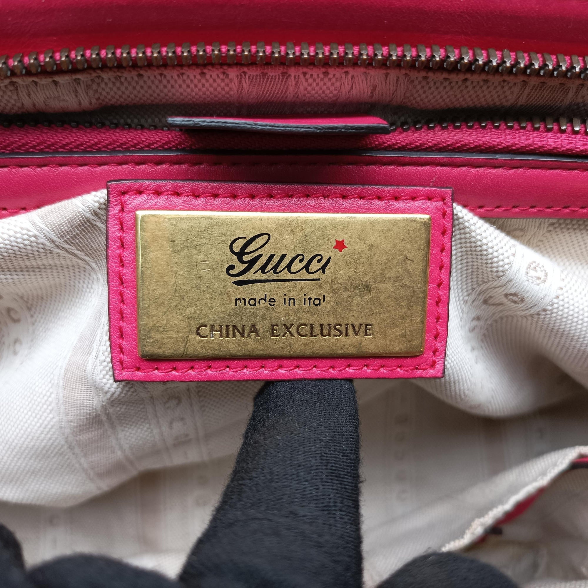 Pre-owned Gucci Bright Bit Rose Patent Leather 371925 shoulderbag | stylenewstar
