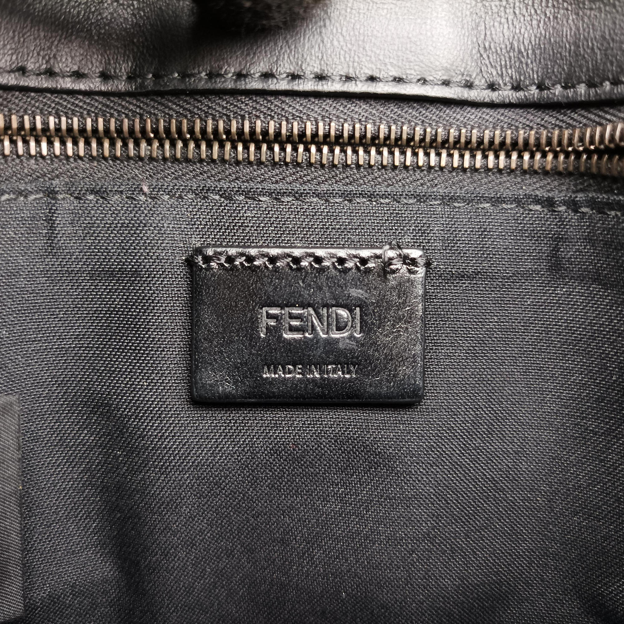 Pre-owned Fendi FF Logo Baguette slim Black x Gray canvas×Leather 7M0295 shoulderbag | stylenewstar