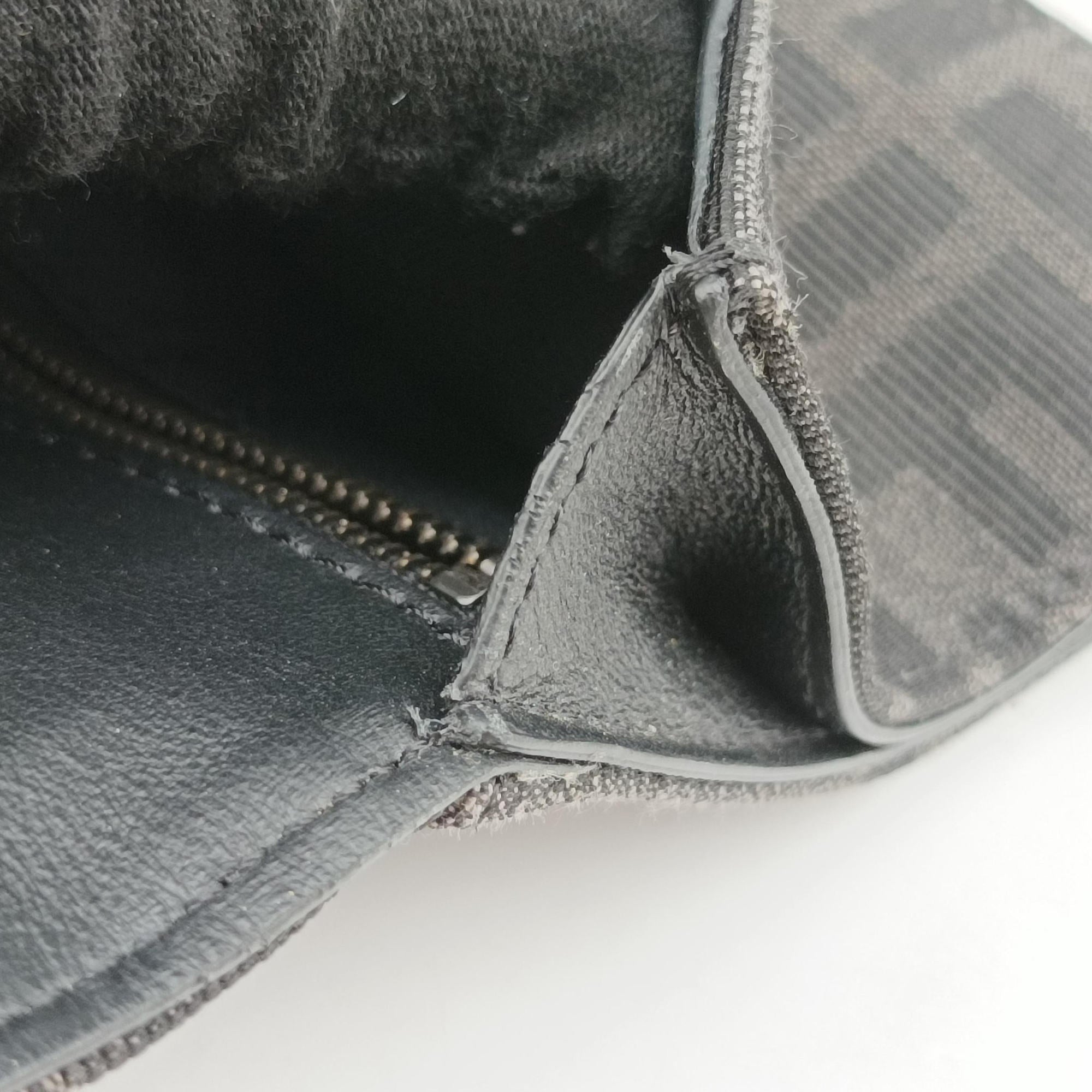 Pre-owned Fendi FF Logo Baguette slim Black x Gray canvas×Leather 7M0295 shoulderbag | stylenewstar