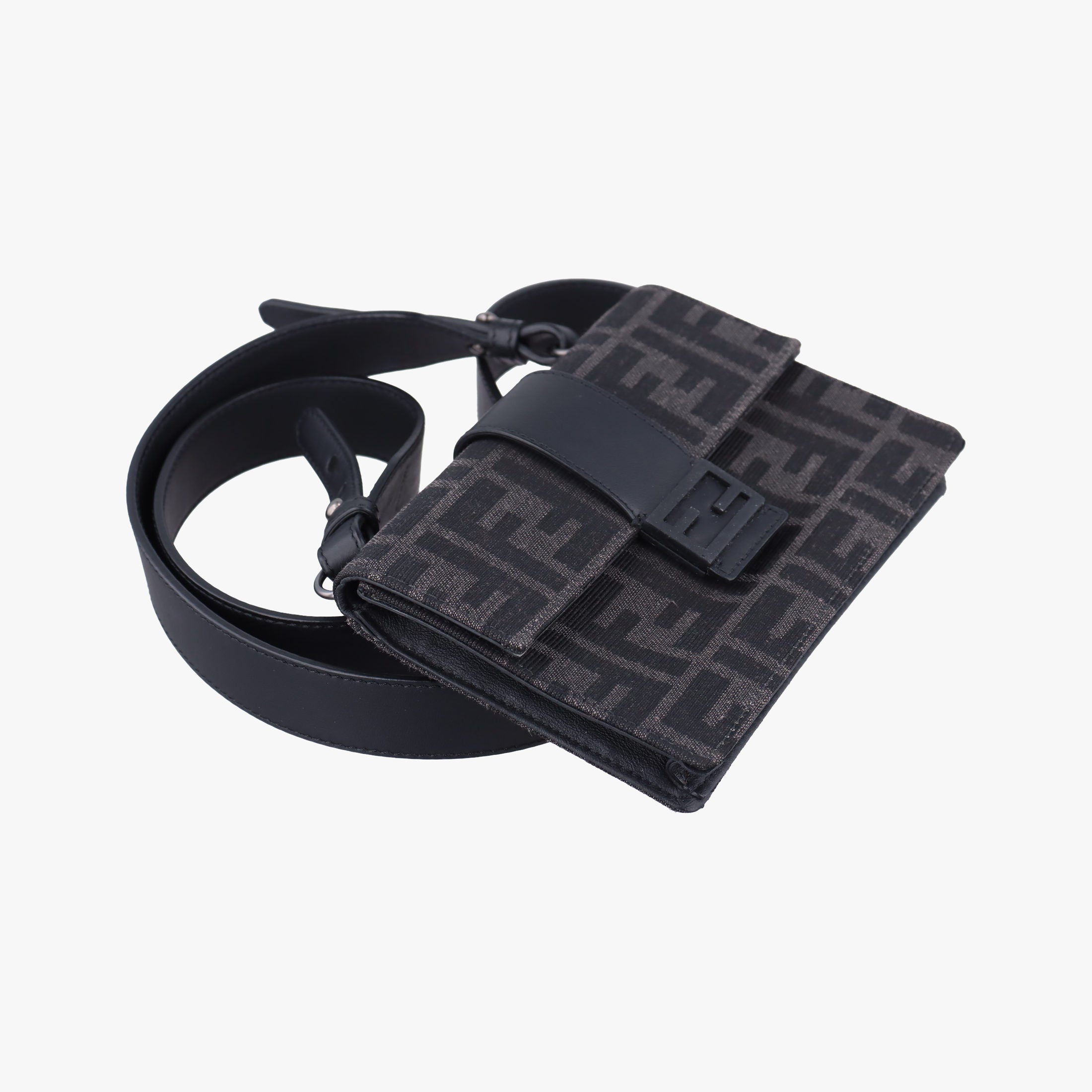 Pre-owned Fendi FF Logo Baguette slim Black x Gray canvas×Leather 7M0295 shoulderbag | stylenewstar