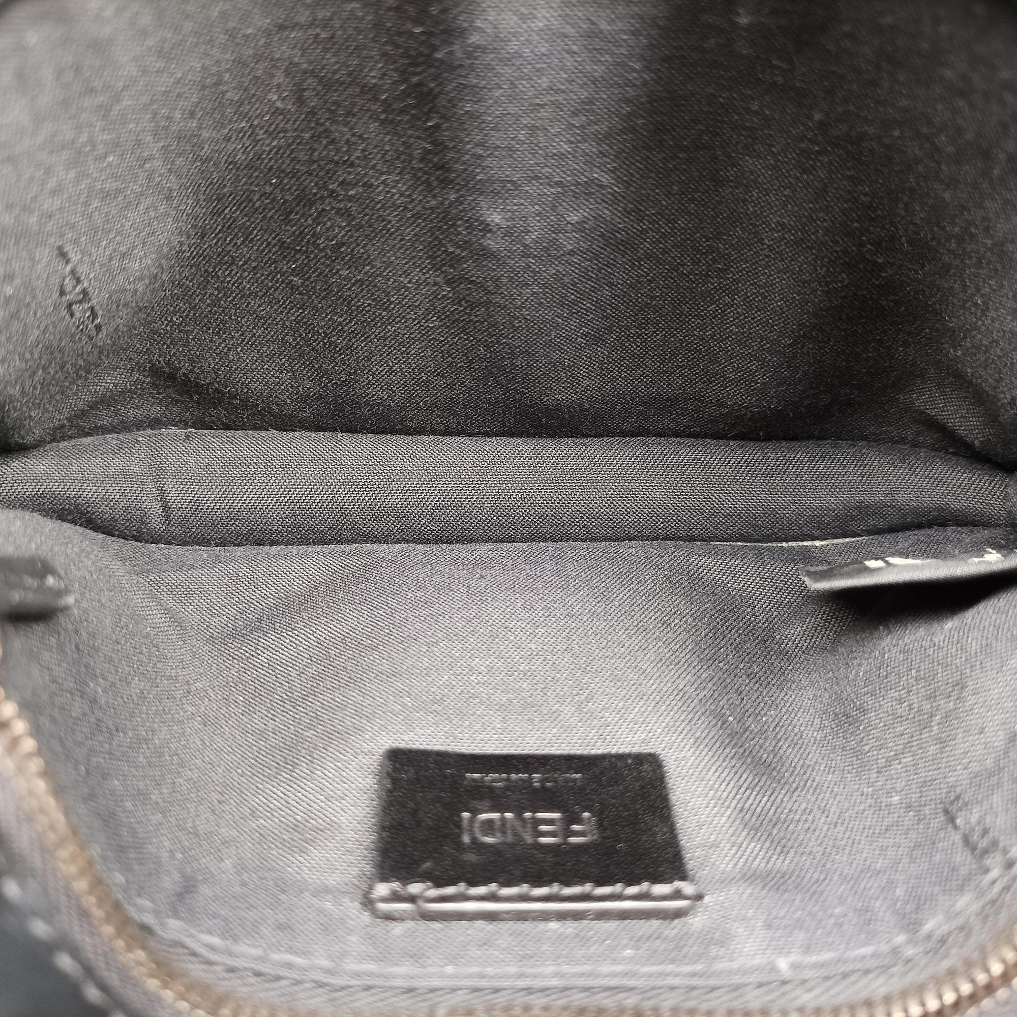 Pre-owned Fendi FF Logo Baguette slim Black x Gray canvas×Leather 7M0295 shoulderbag | stylenewstar