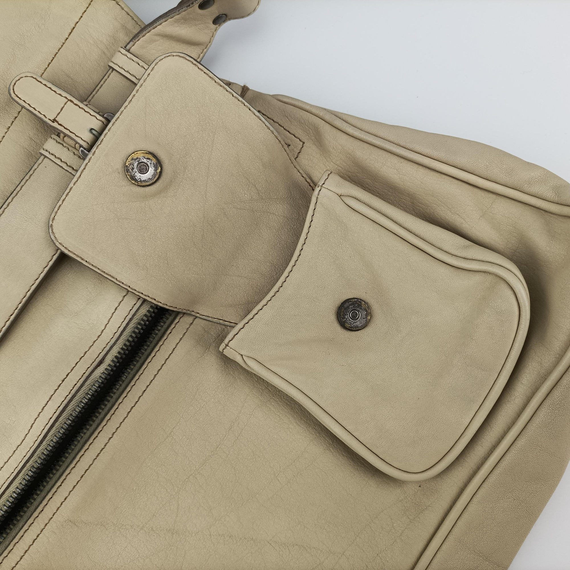 Secondhand Christian Dior Gaucho Beige Leather  shoulderbag | stylenewstar