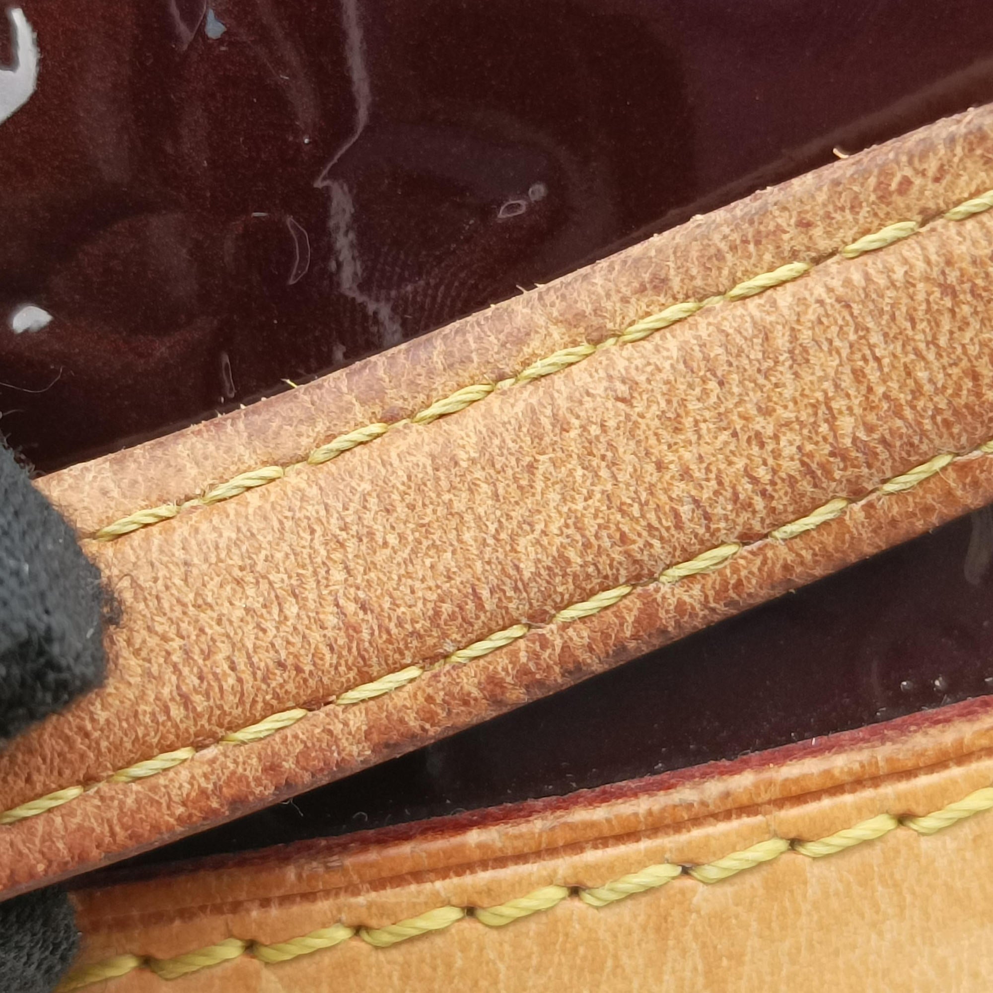 Secondhand Louis Vuitton Brea MM AMARANTE Vernis M91619 shoulderbag | stylenewstar