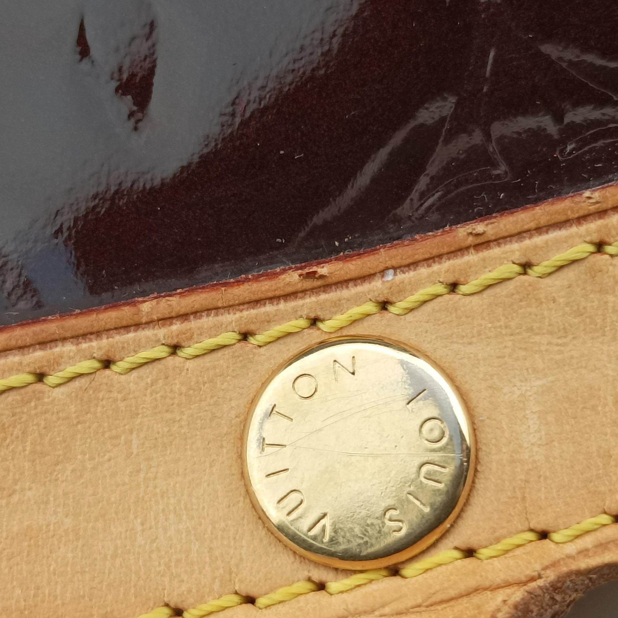Secondhand Louis Vuitton Brea MM AMARANTE Vernis M91619 shoulderbag | stylenewstar