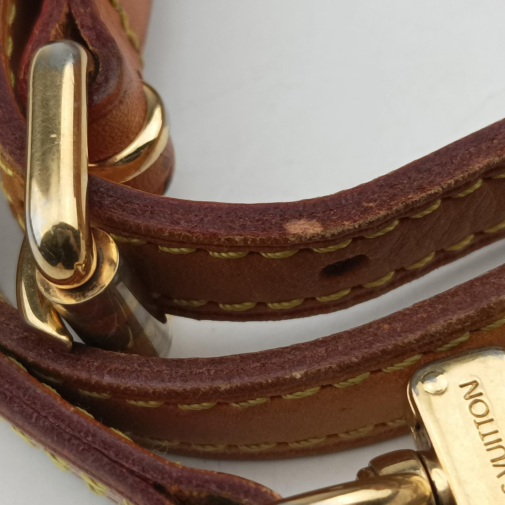 Secondhand Louis Vuitton Brea MM AMARANTE Vernis M91619 shoulderbag | stylenewstar