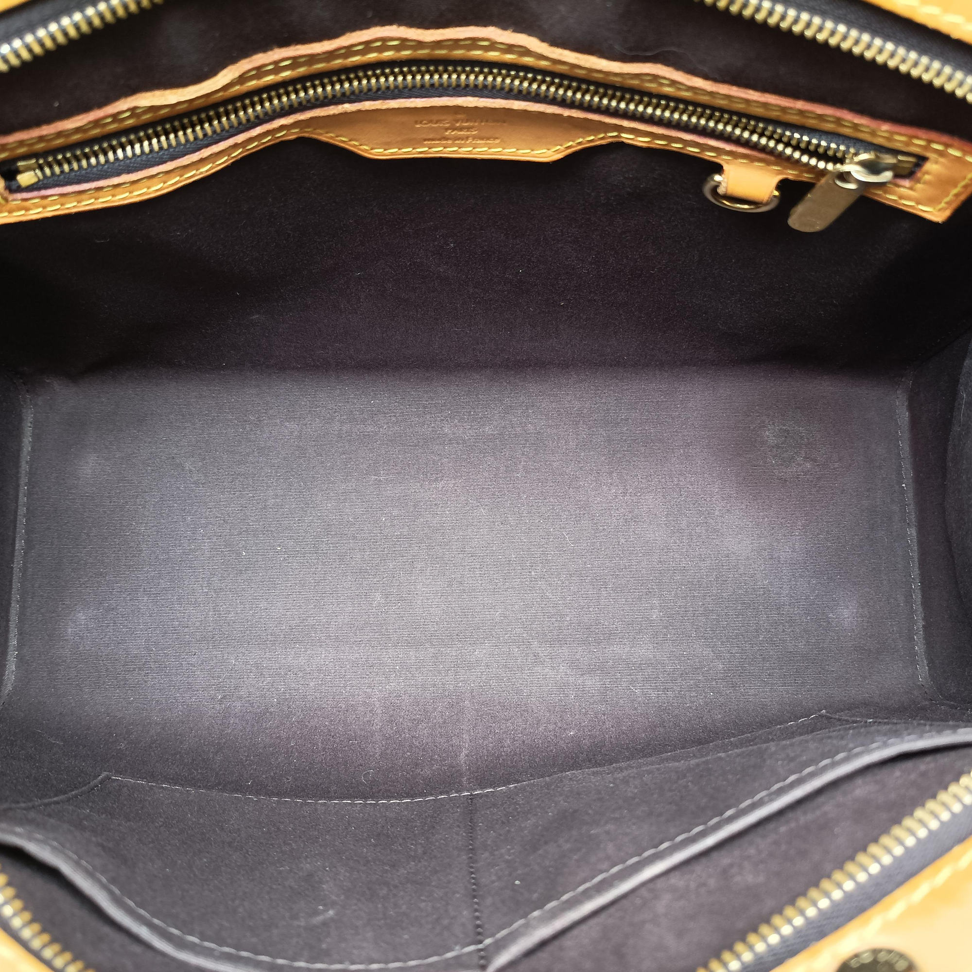 Secondhand Louis Vuitton Brea MM AMARANTE Vernis M91619 shoulderbag | stylenewstar