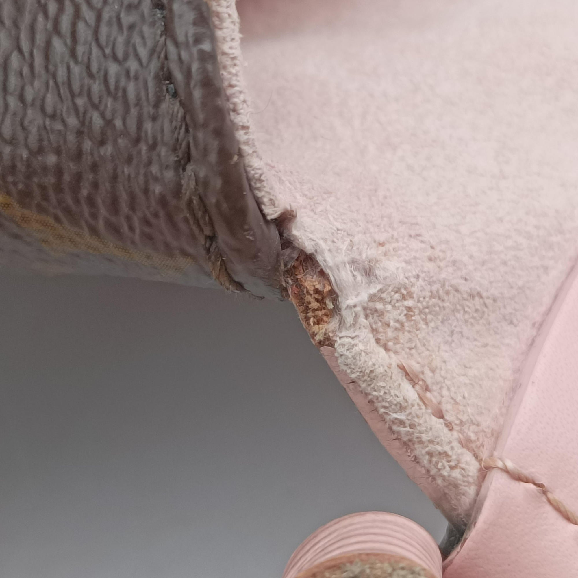 Pre-owned Louis Vuitton SAINT MICHEL Monogram×Rose Ballerine Monogram Canvas×epi M44033 shoulderbag | stylenewstar