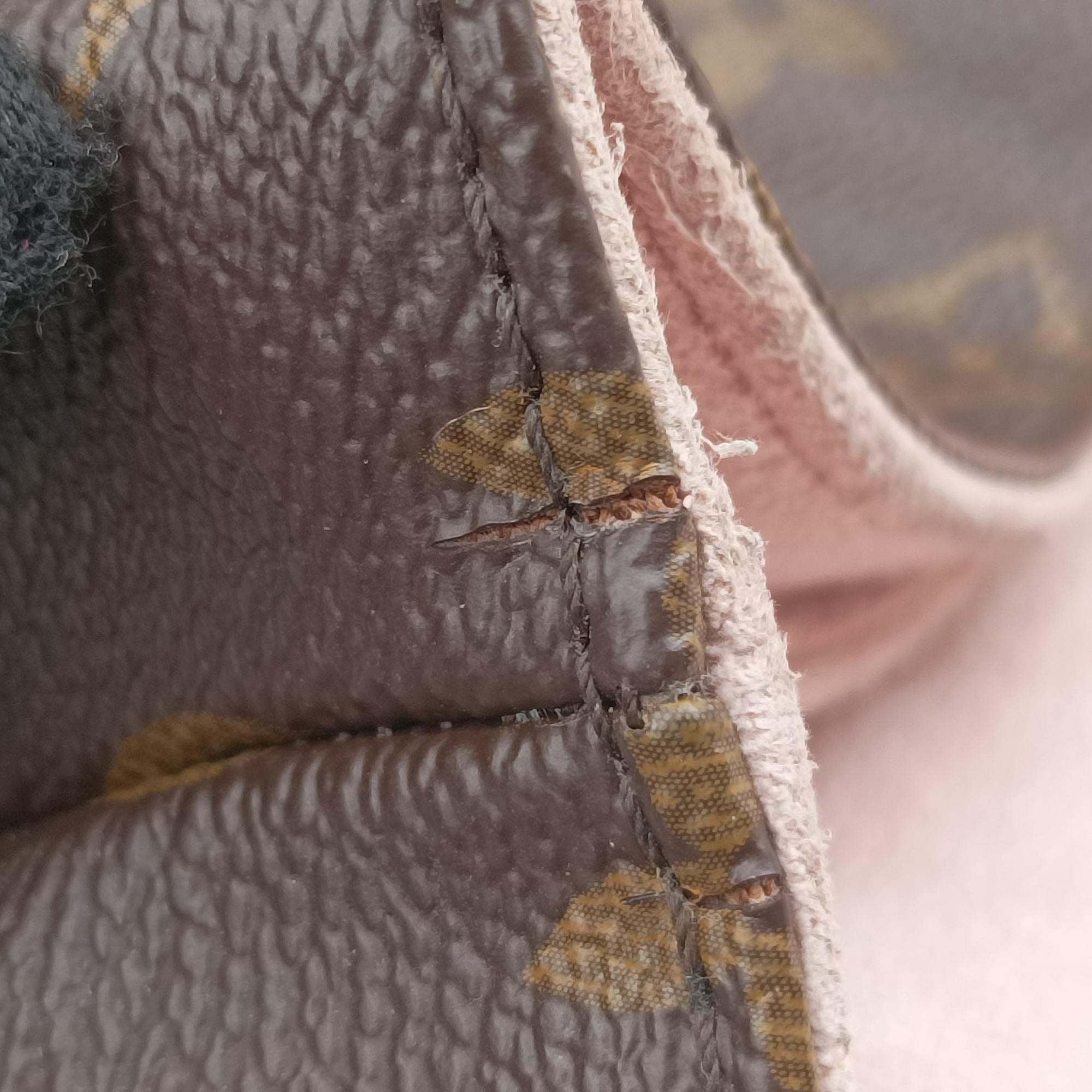 Pre-owned Louis Vuitton SAINT MICHEL Monogram×Rose Ballerine Monogram Canvas×epi M44033 shoulderbag | stylenewstar