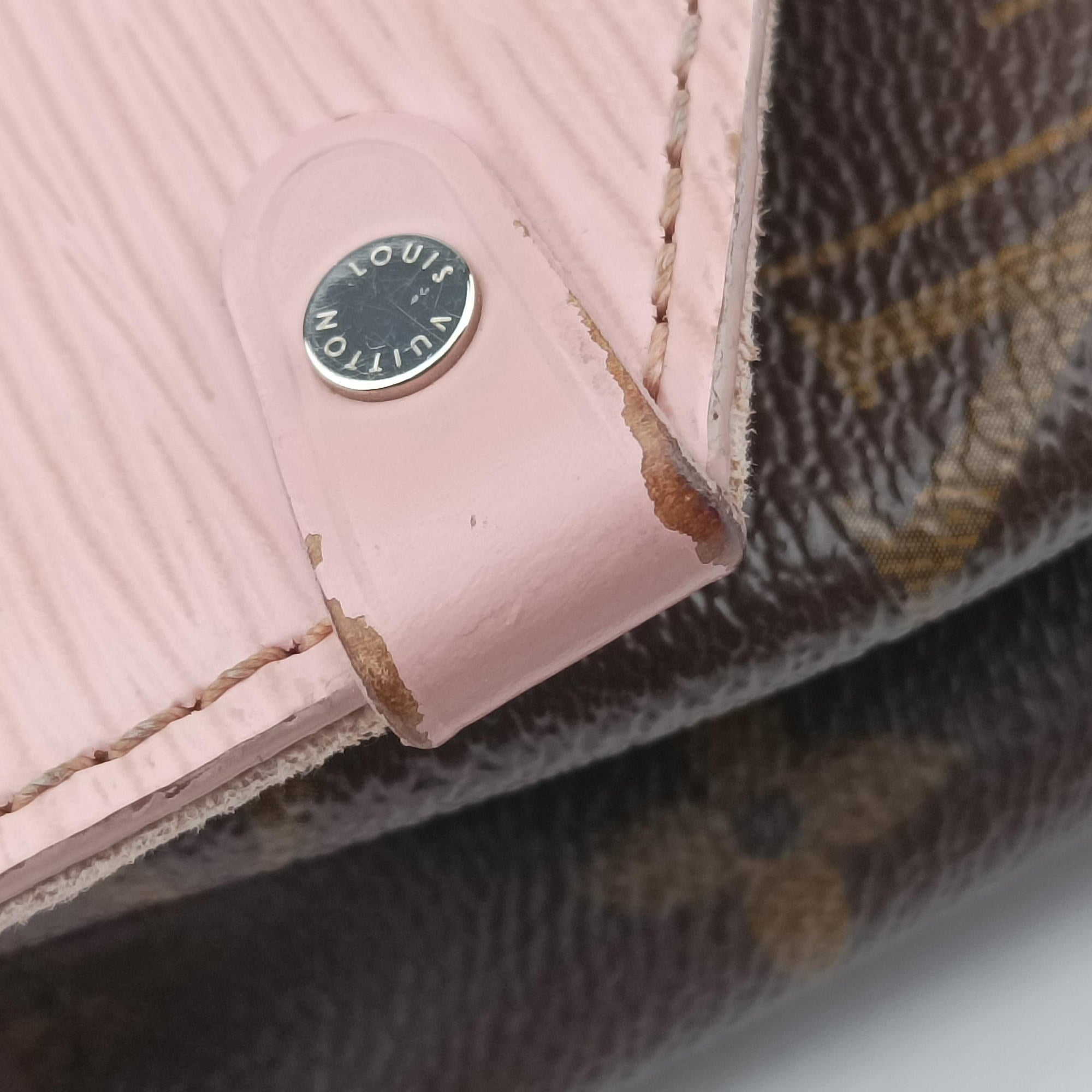 Pre-owned Louis Vuitton SAINT MICHEL Monogram×Rose Ballerine Monogram Canvas×epi M44033 shoulderbag | stylenewstar