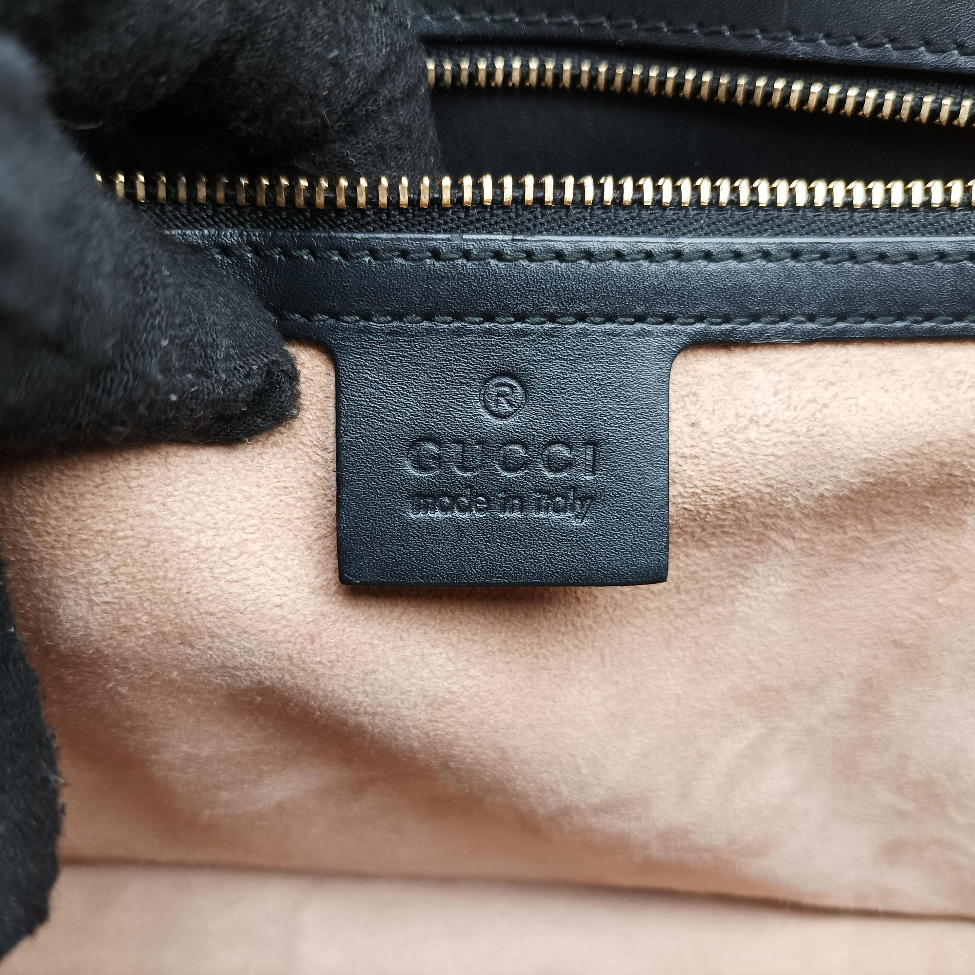 Pre-owned Gucci Sylvie Black×GREEN×RED Leather 421882 shoulderbag | stylenewstar