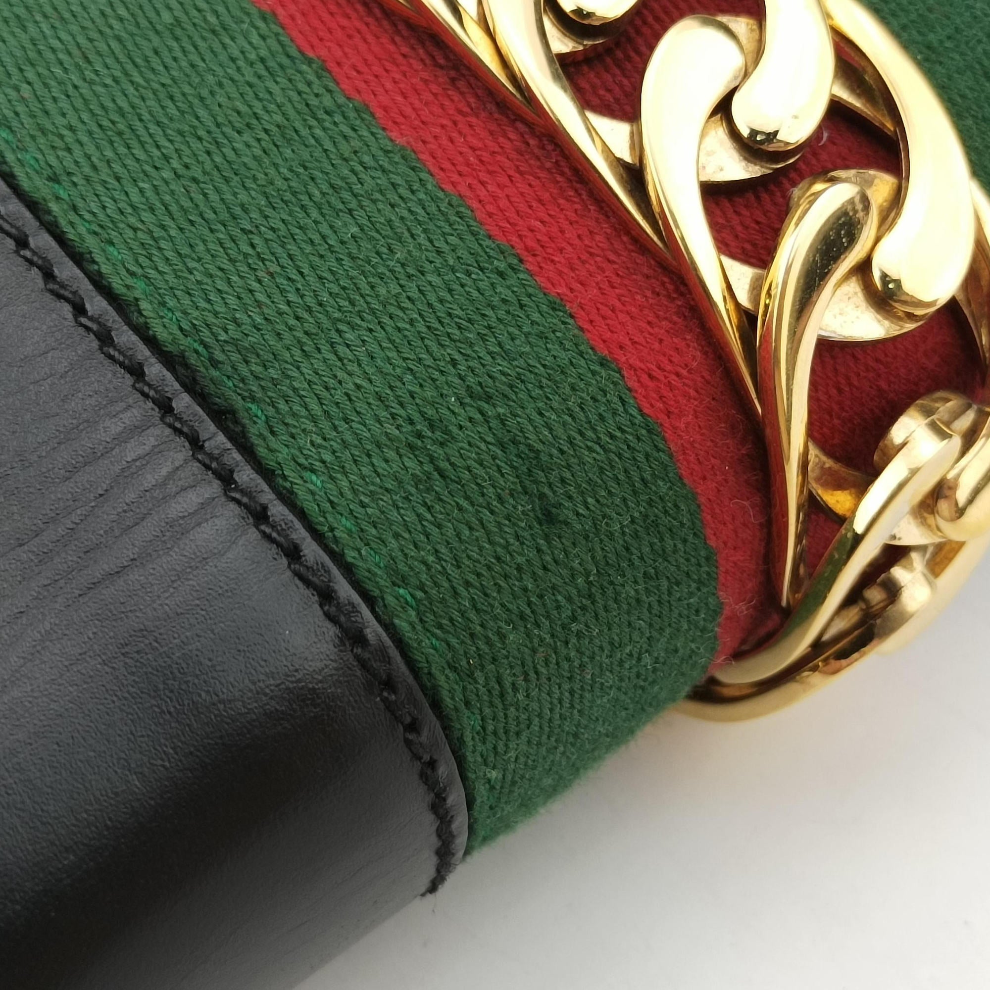 Pre-owned Gucci Sylvie Black×GREEN×RED Leather 421882 shoulderbag | stylenewstar