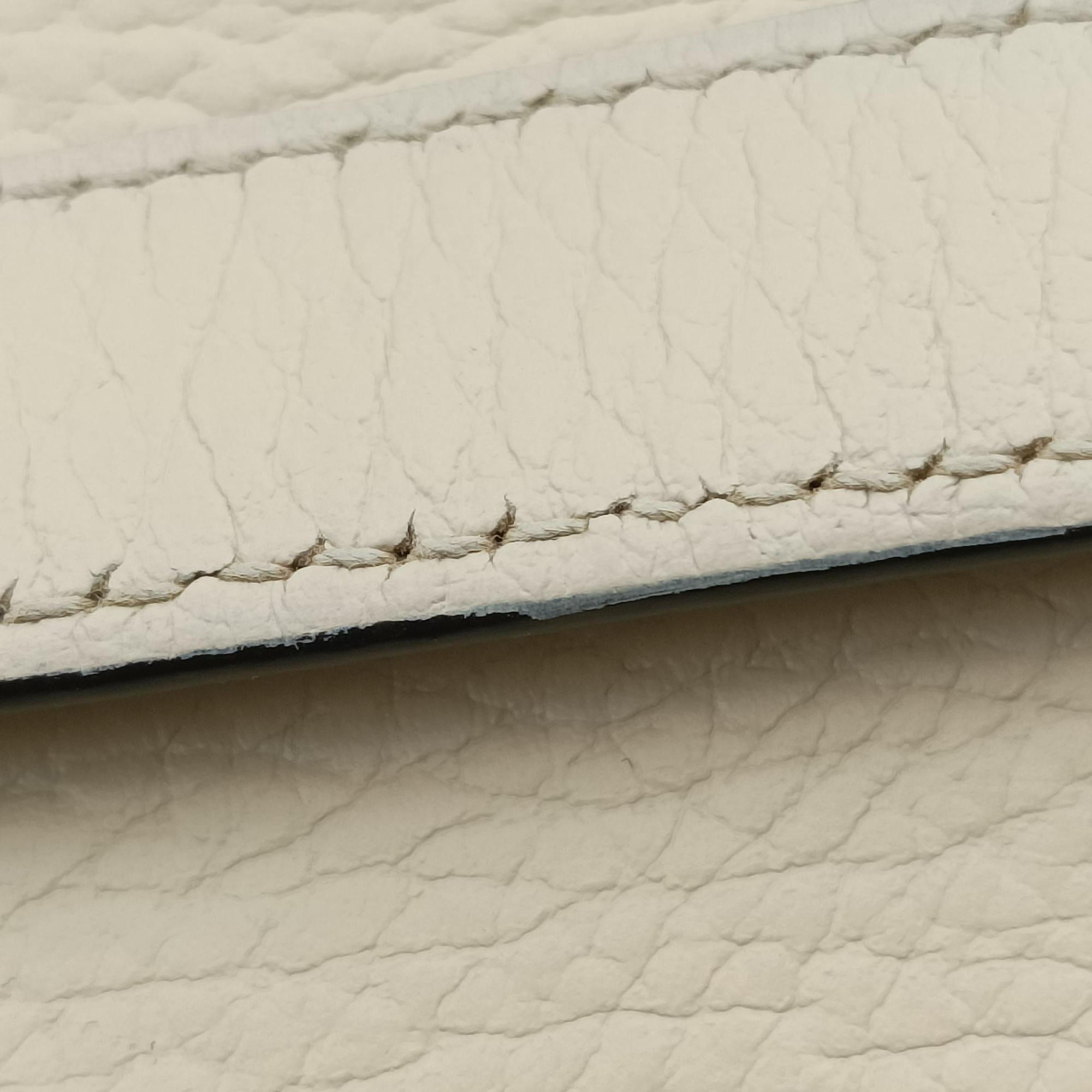 Pre-owned Gucci Interlocking G Ivory Leather 607720 shoulderbag | stylenewstar