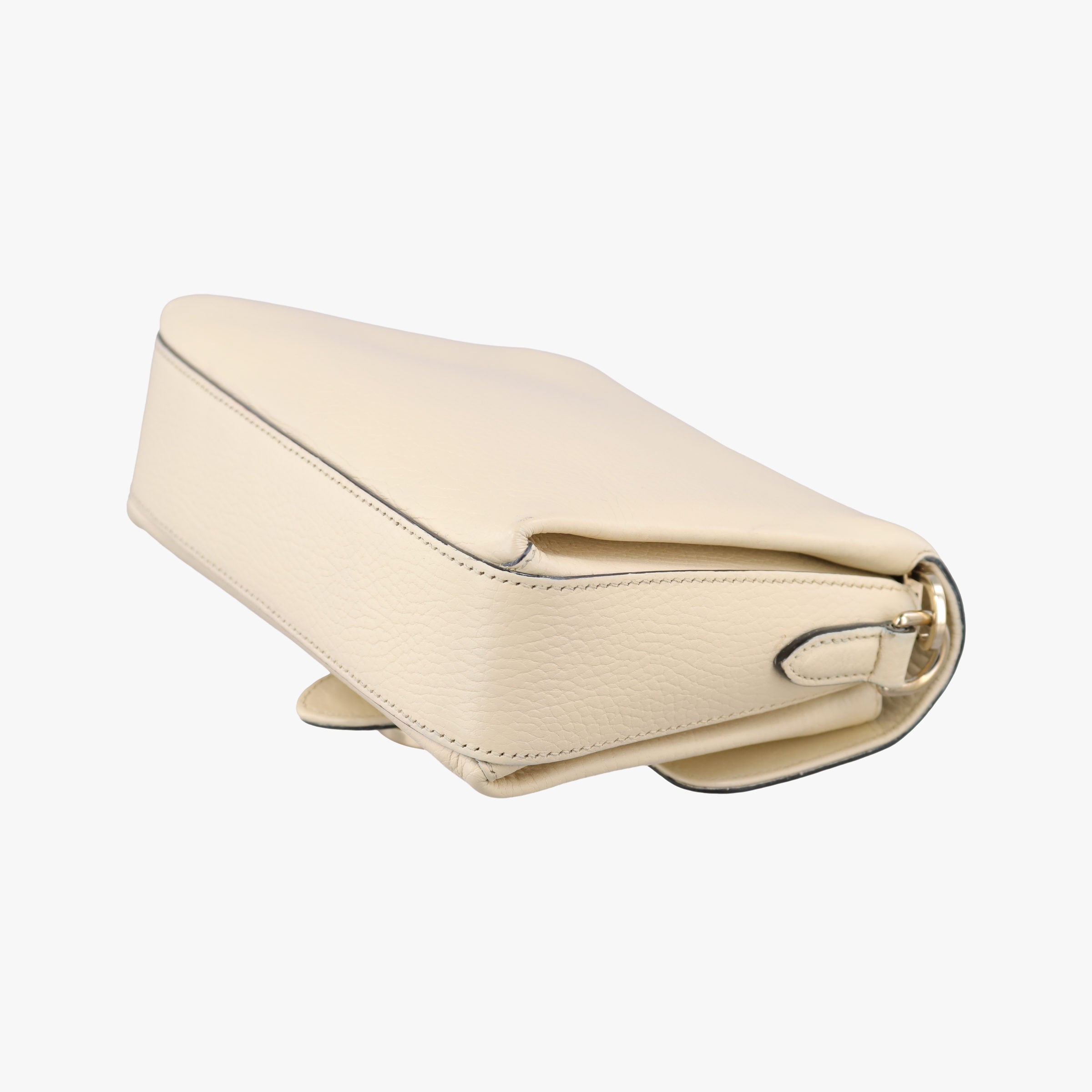 Pre-owned Gucci Interlocking G Ivory Leather 607720 shoulderbag | stylenewstar