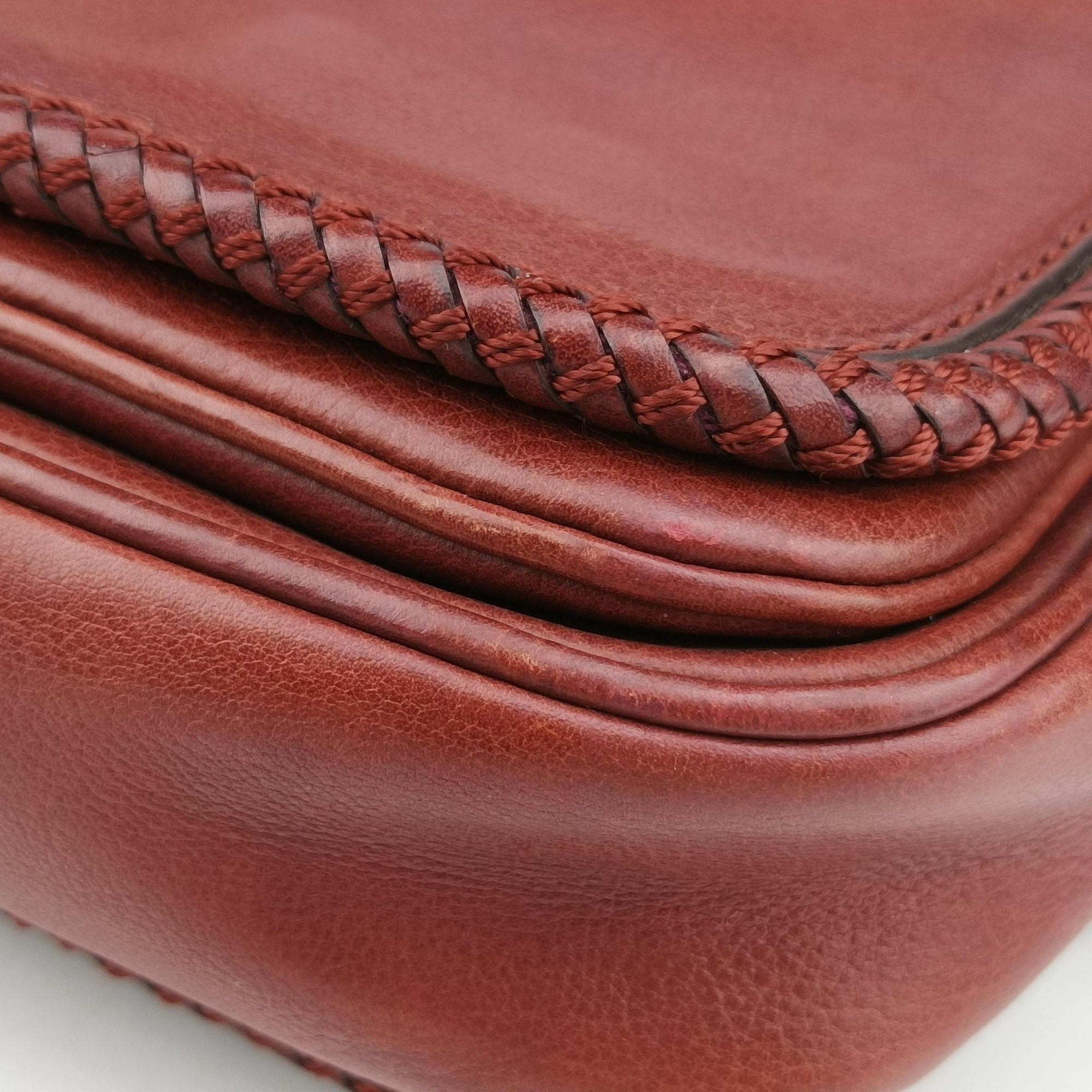 Secondhand Gucci Marrakech Messenger Red Leather 257024 shoulderbag | stylenewstar