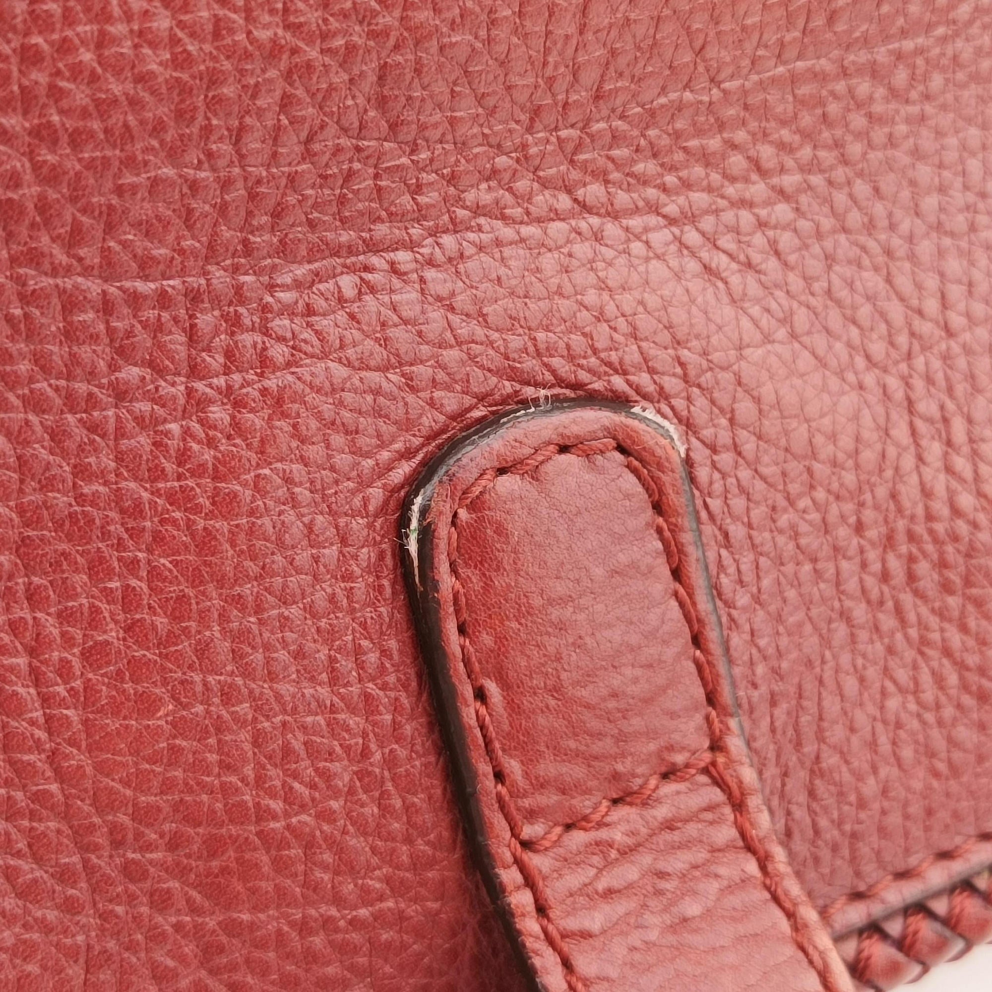 Secondhand Gucci Marrakech Messenger Red Leather 257024 shoulderbag | stylenewstar